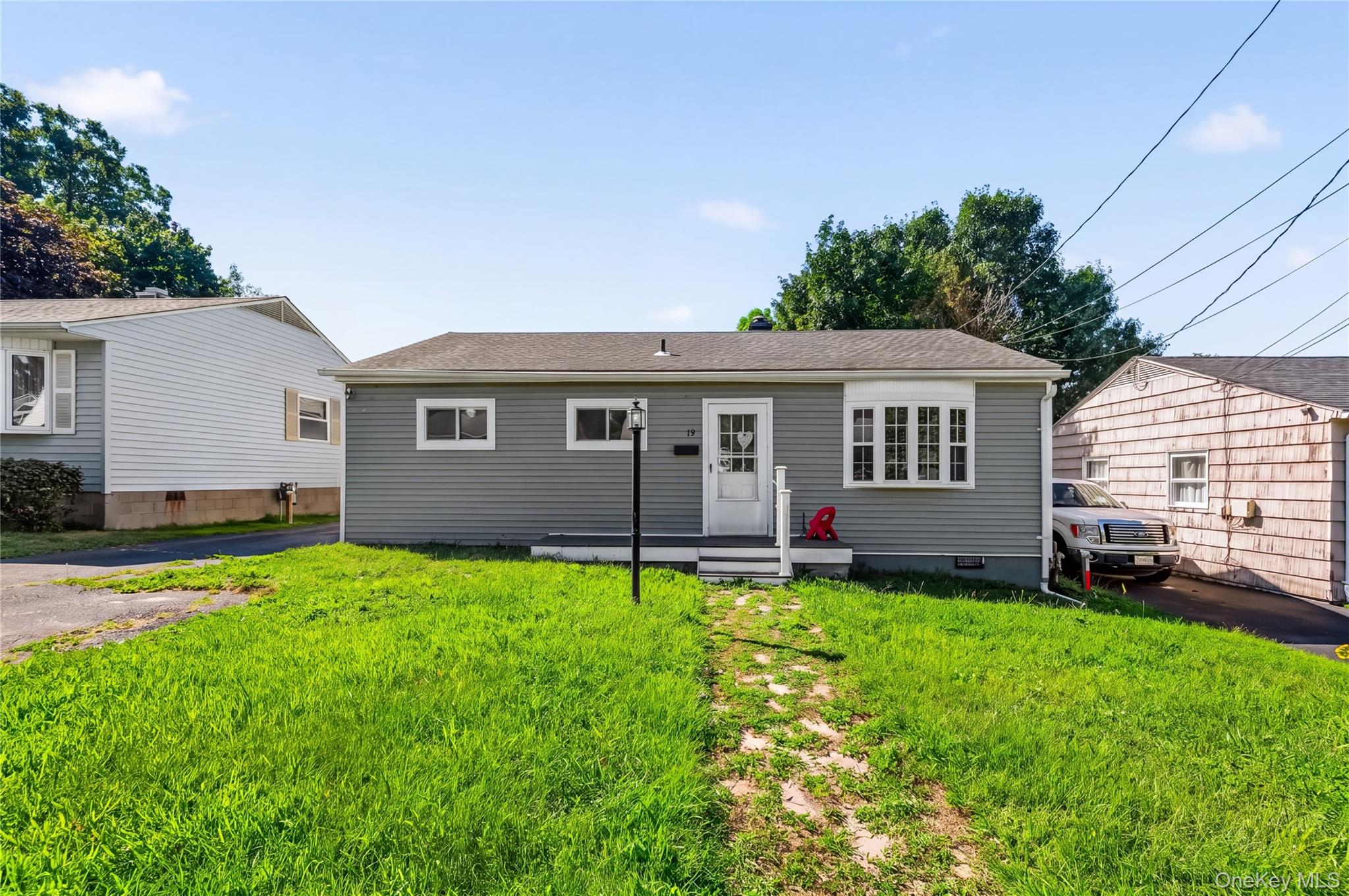 19 Blake Street – For Sale photo 2