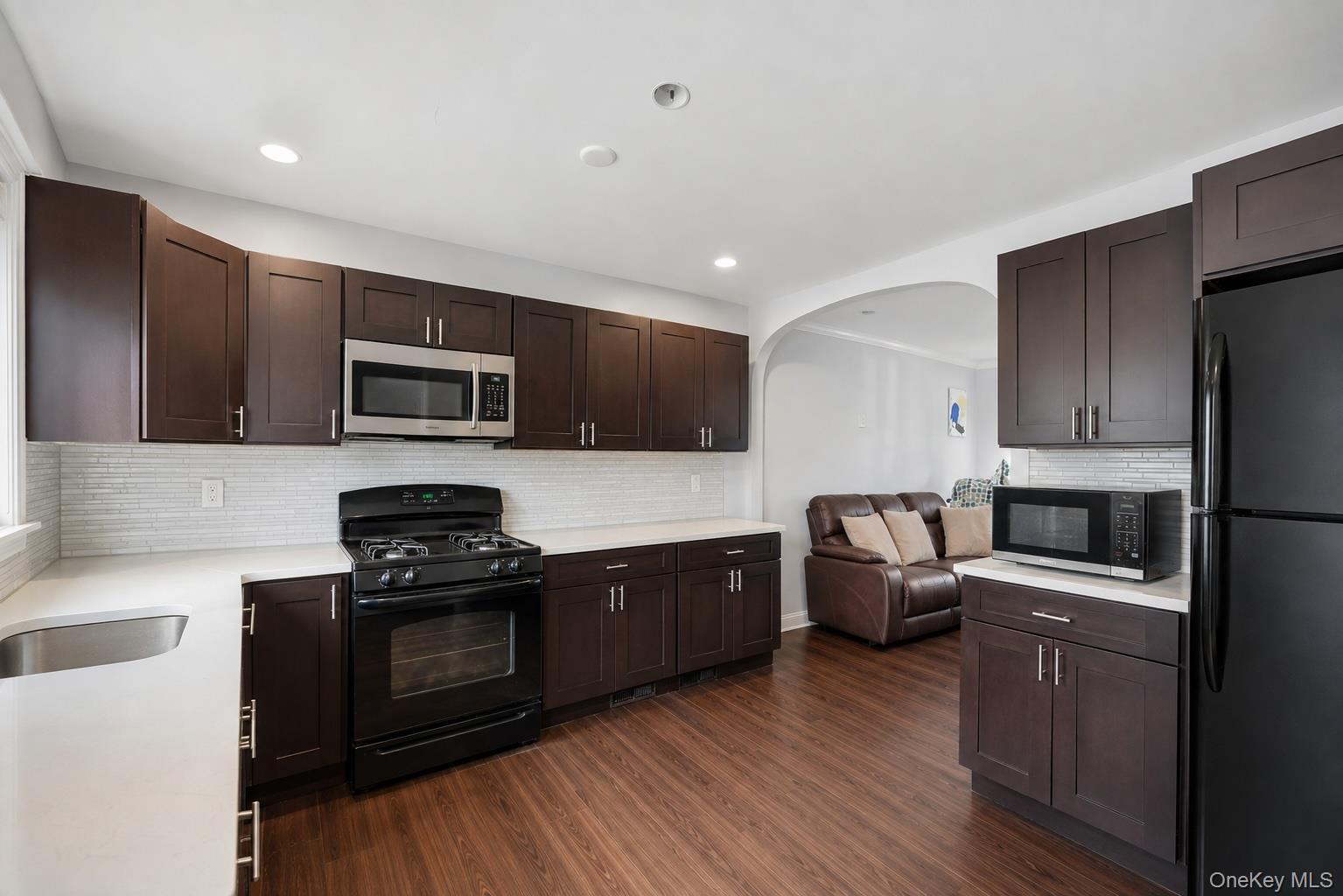 19 Blake Street – For Sale photo 11