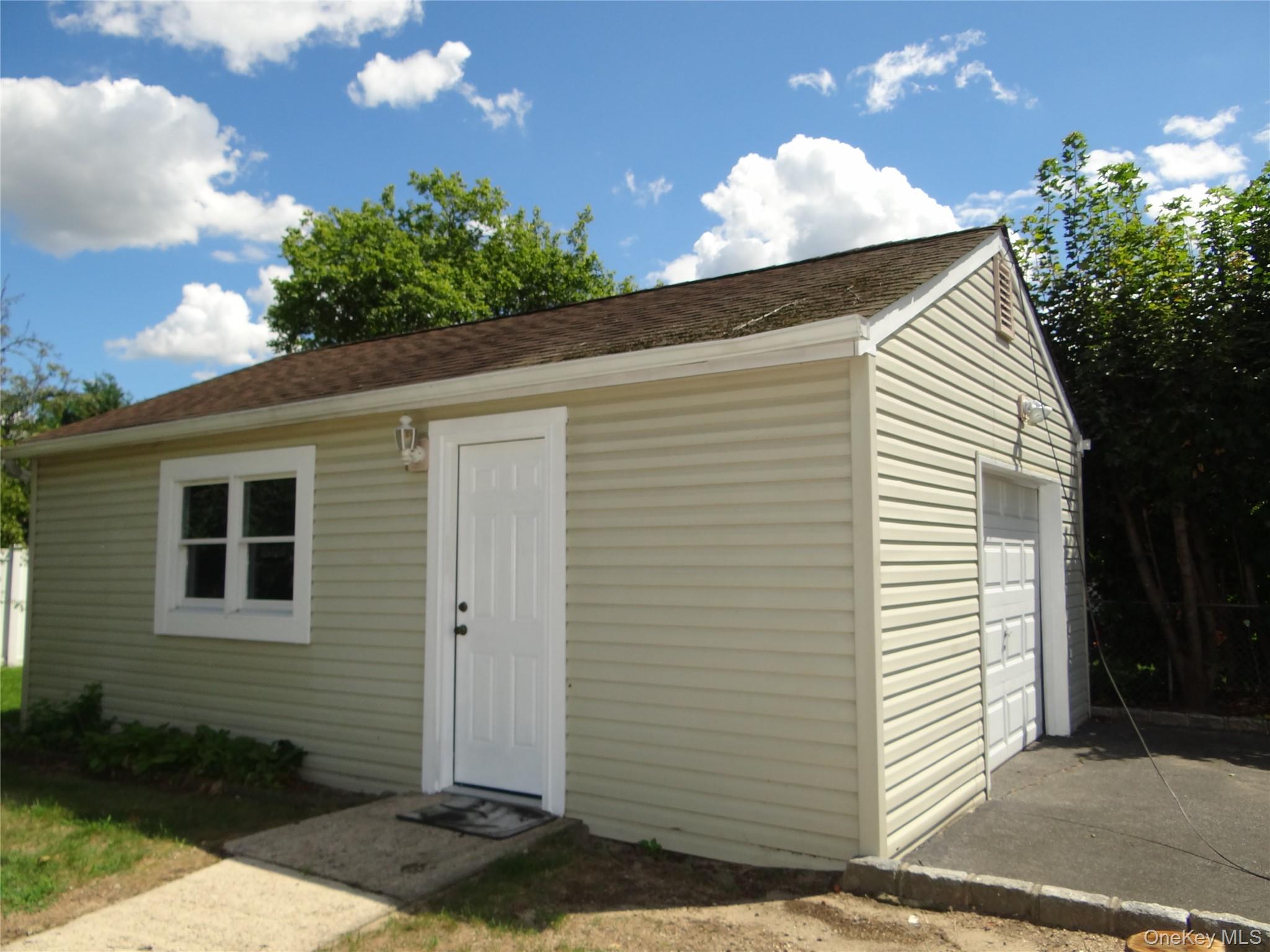 272 12th Avenue – For Sale photo 5