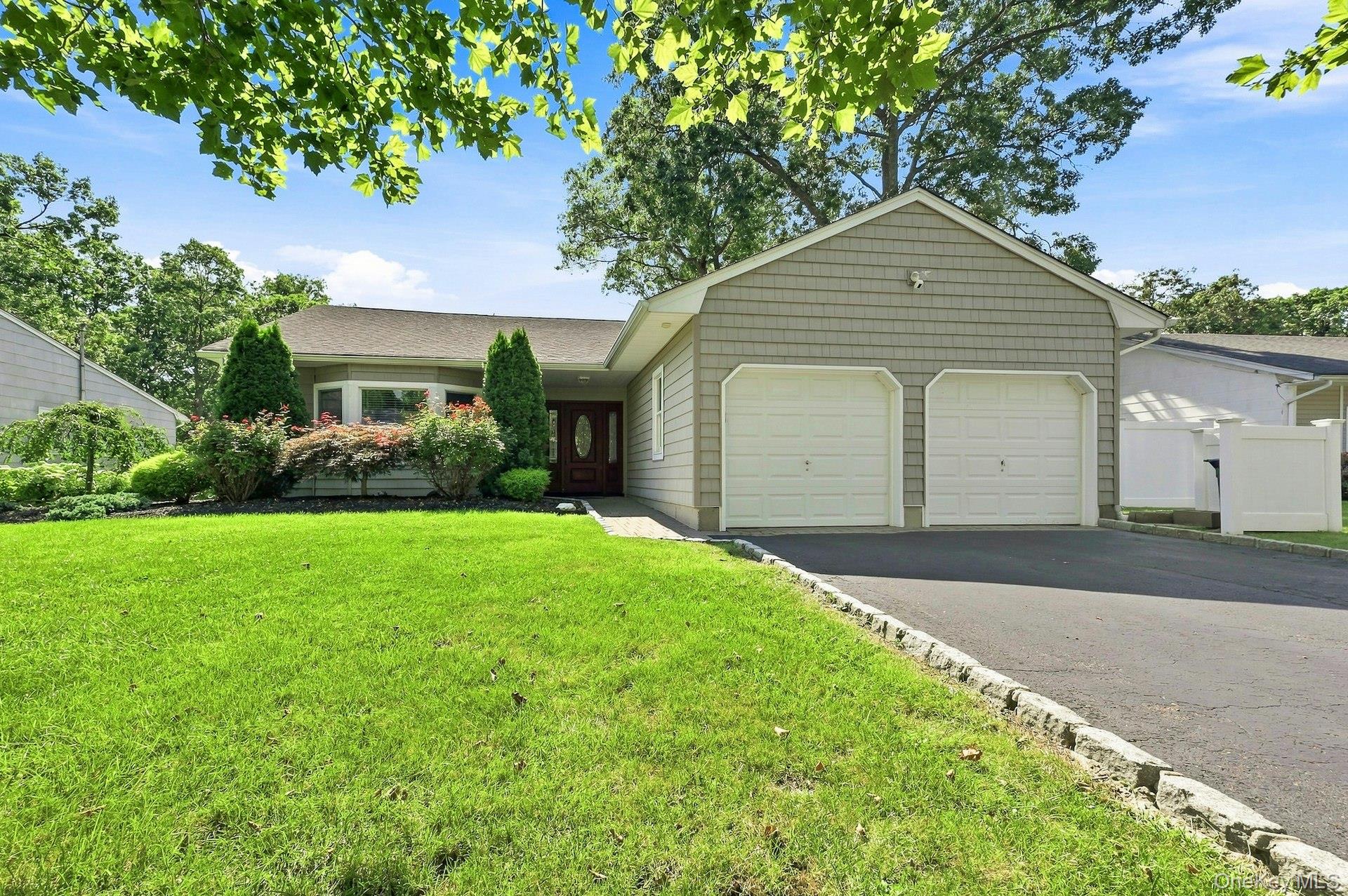8 Marlan Court – For Rent photo 2