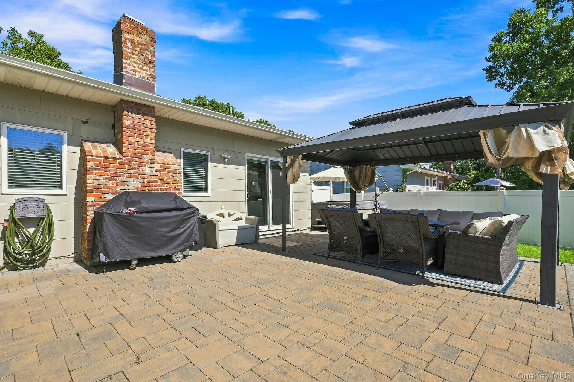 8 Marlan Court – For Rent photo 38