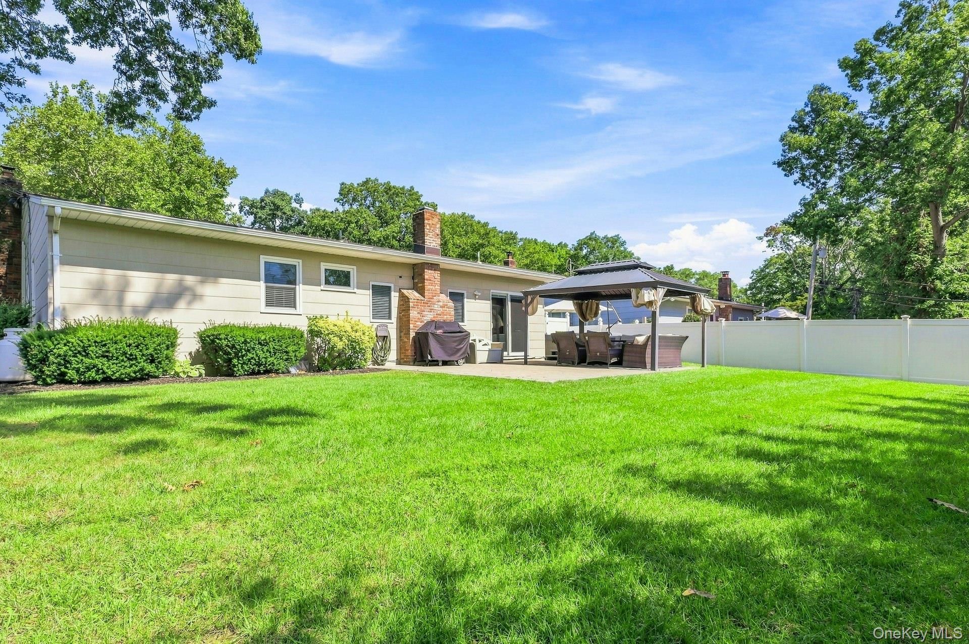 8 Marlan Court – For Rent photo 36