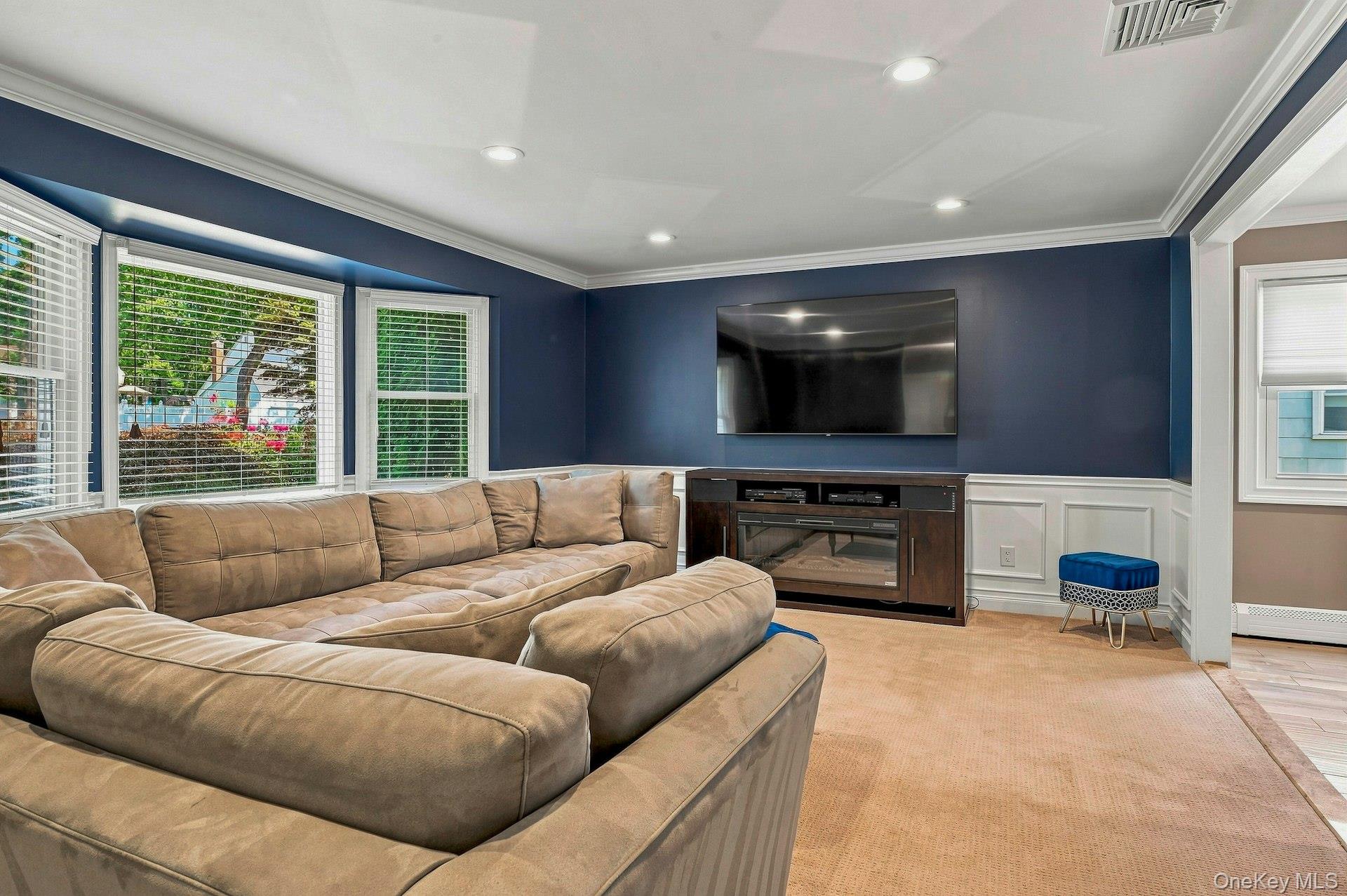 8 Marlan Court – For Rent photo 11