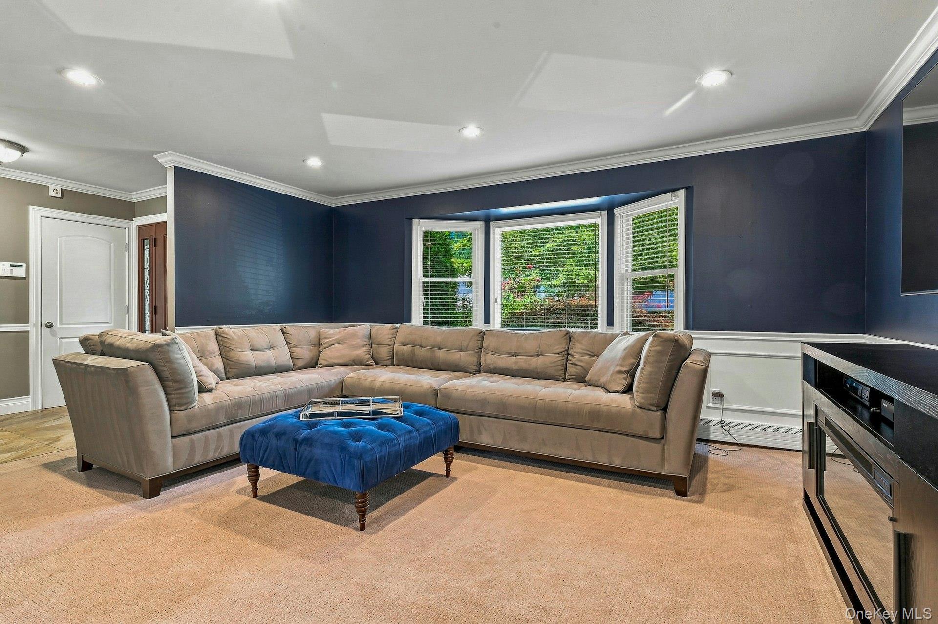8 Marlan Court – For Rent photo 12