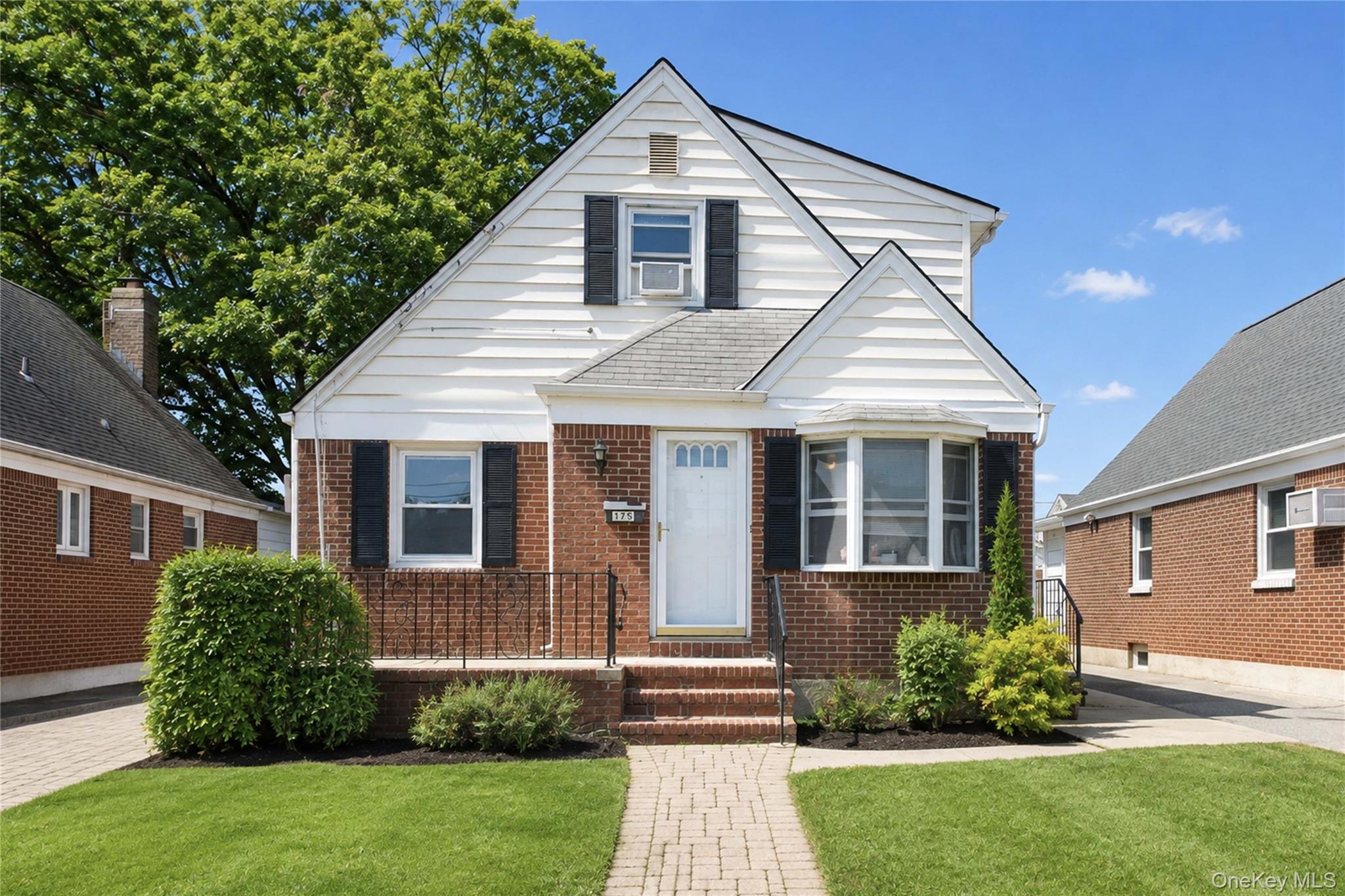175 Latham Road – For Sale