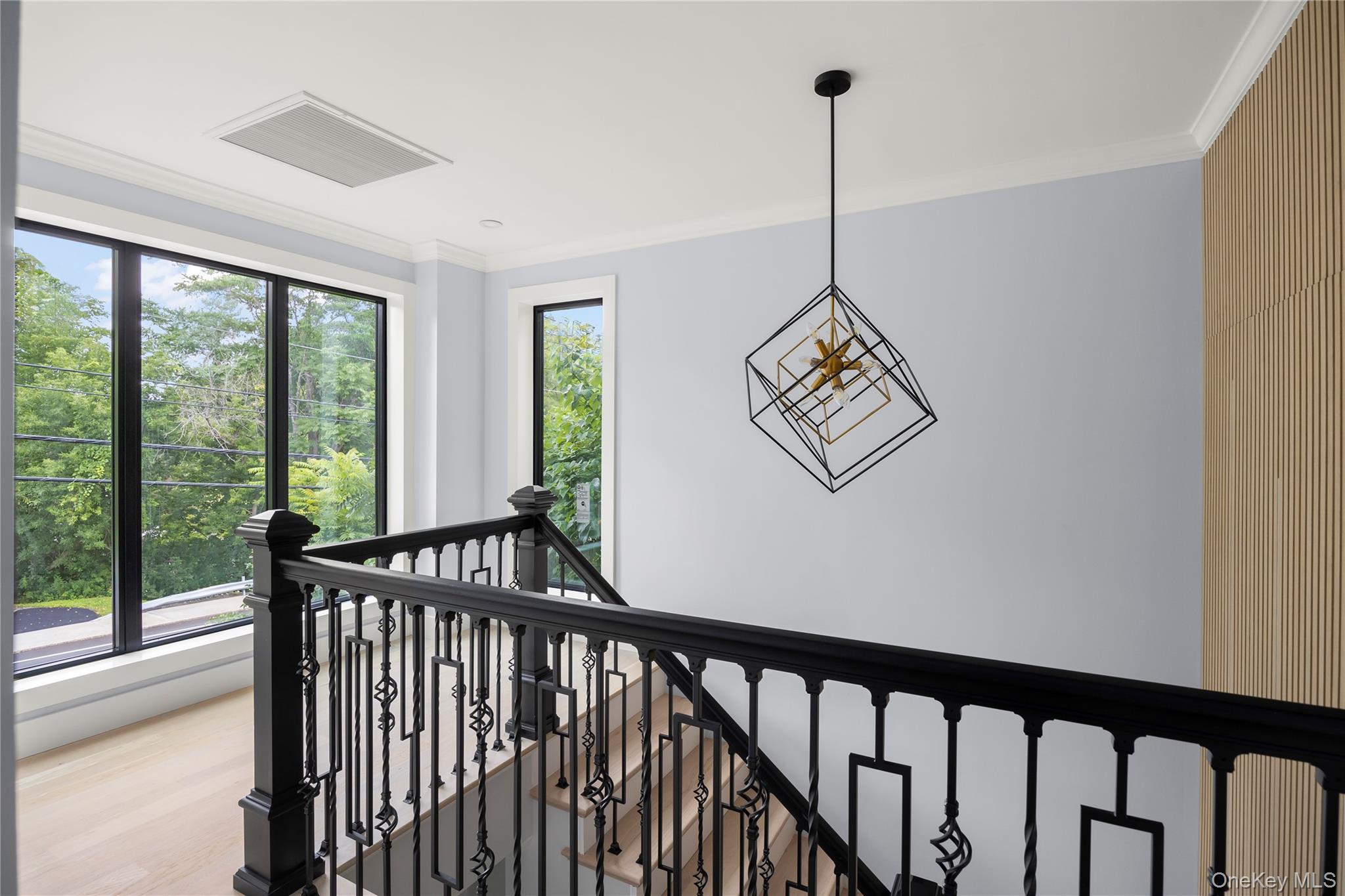 35 Harry Howard Avenue – For Sale photo 17