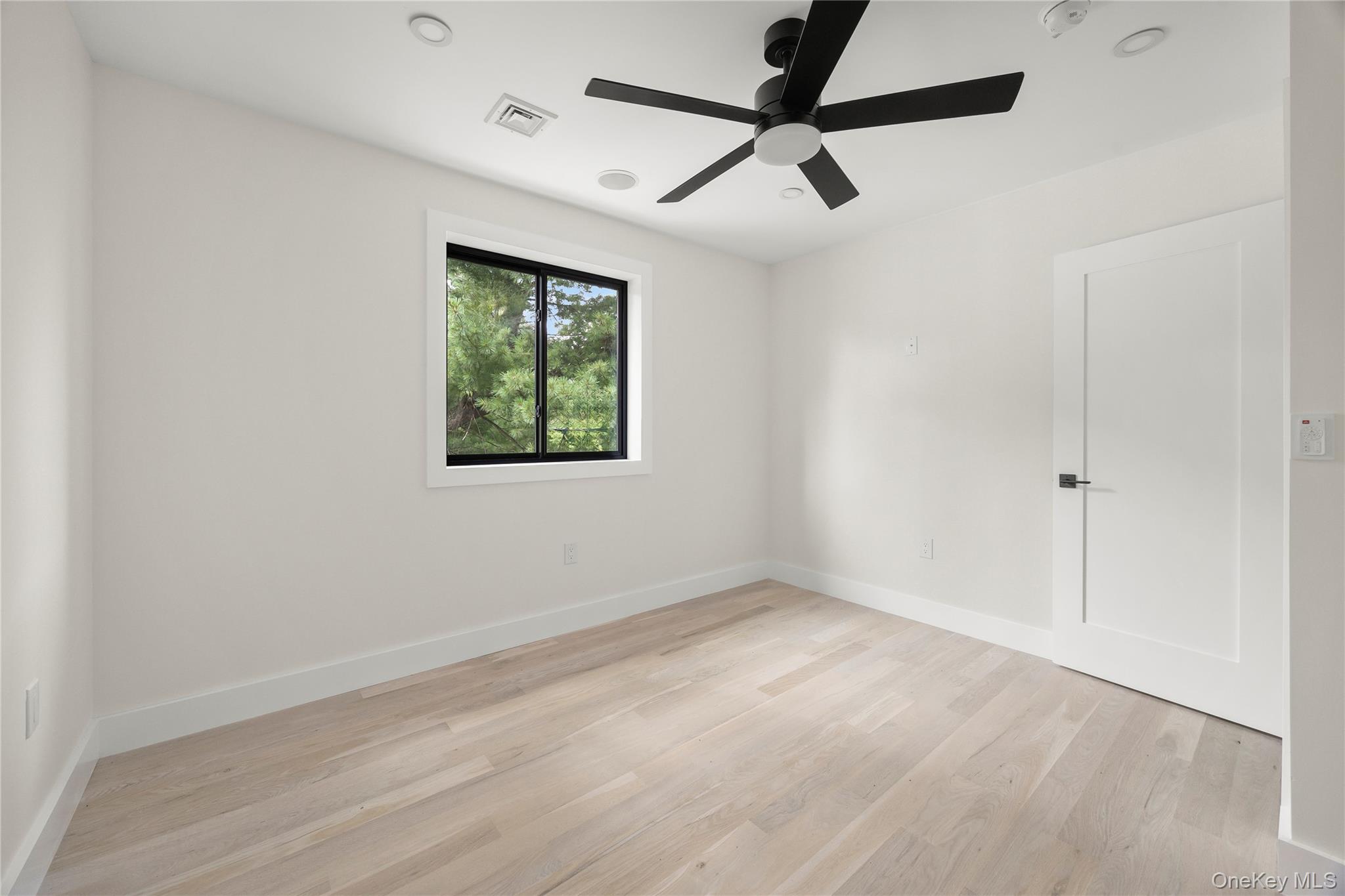 35 Harry Howard Avenue – For Sale photo 29