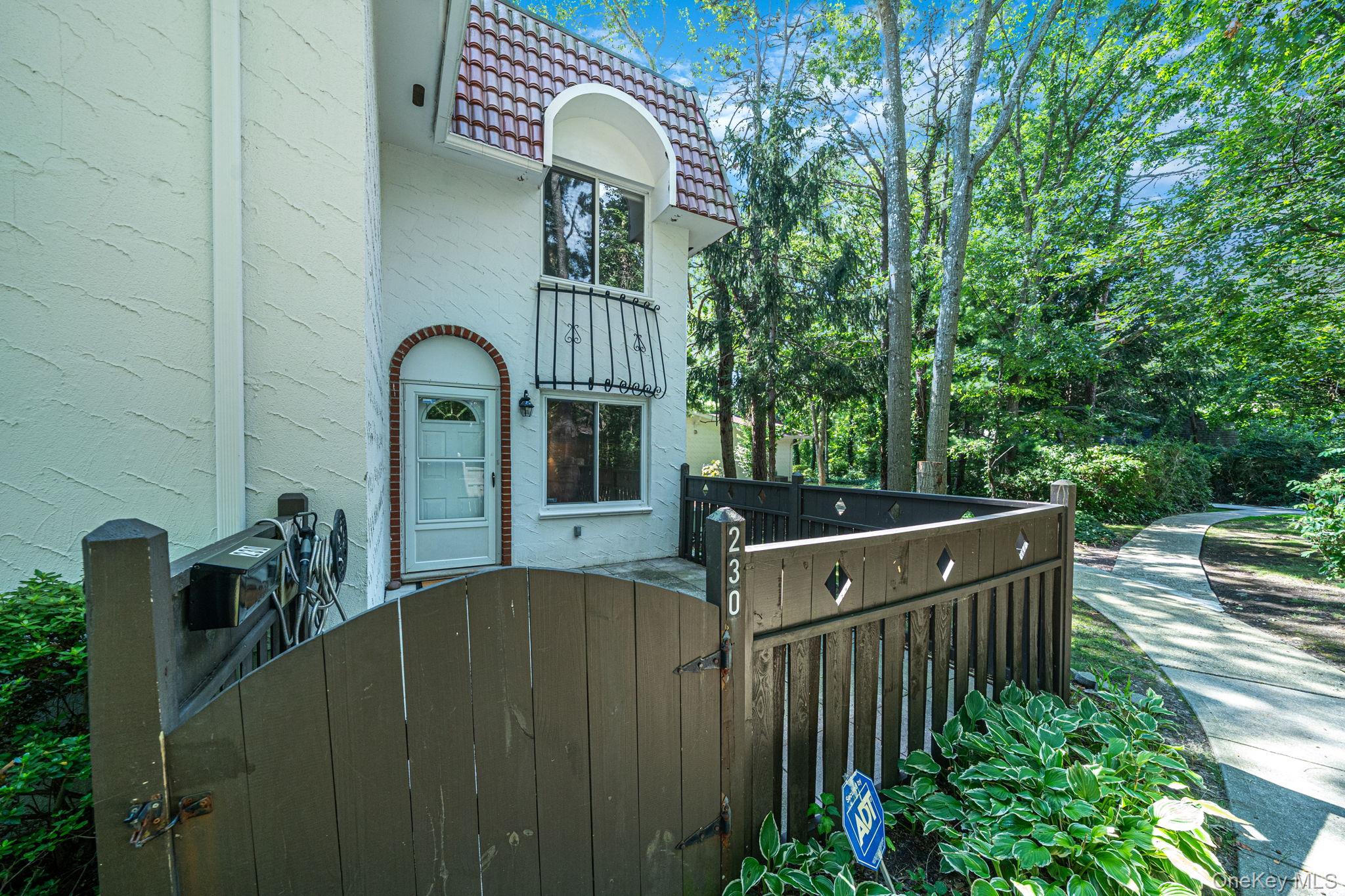 230 Birchwood Road, Unit 230 photo 4