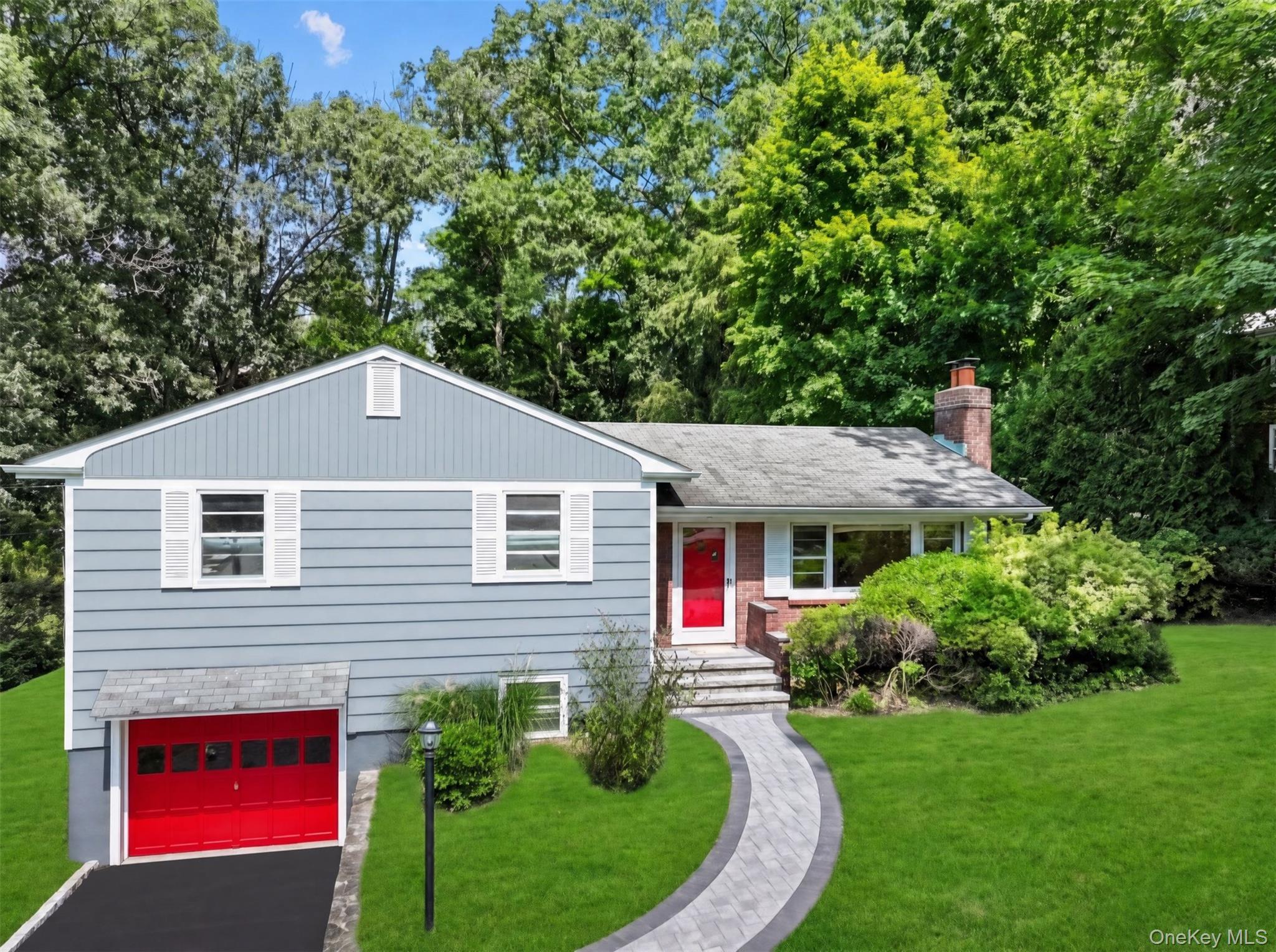 269 Woodlands Avenue – For Rent photo 2