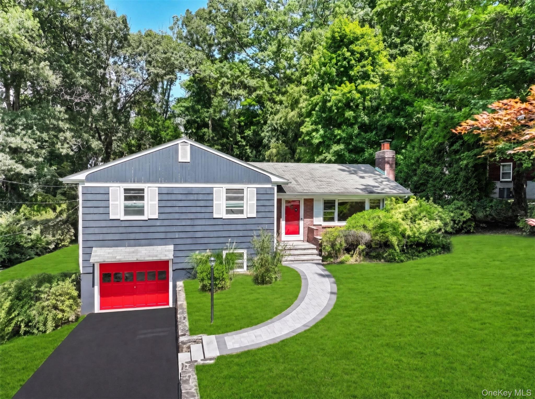 269 Woodlands Avenue – For Rent