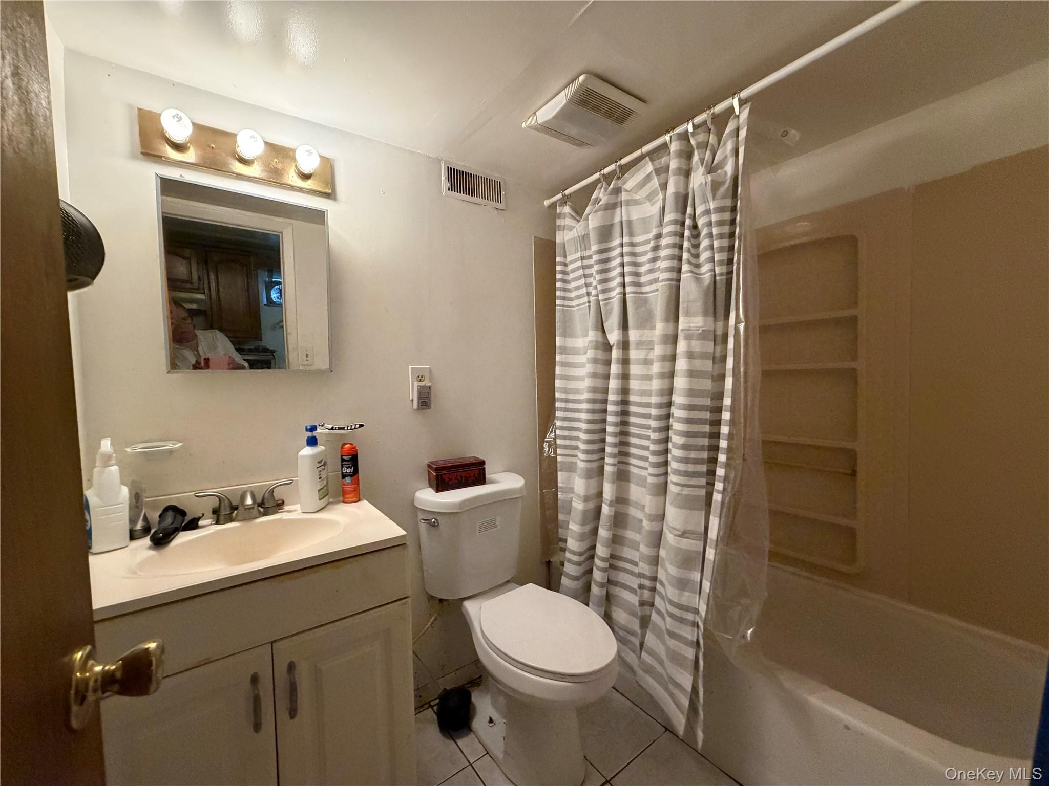 7 Crystal Lane – For Sale photo 20