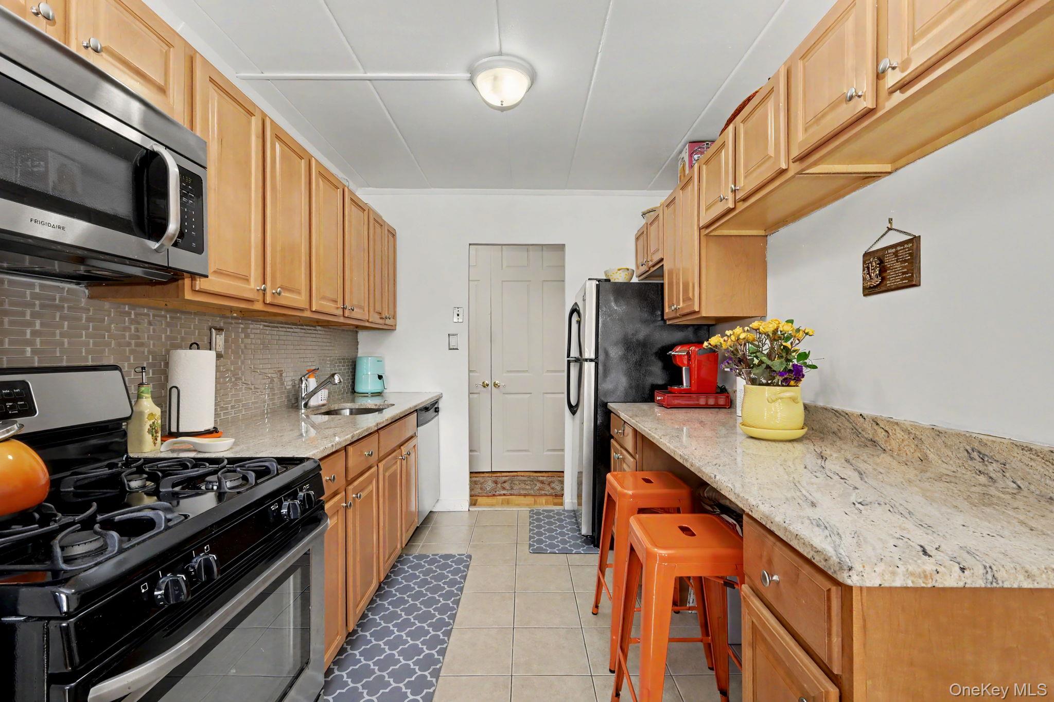 11 Park Avenue, Unit 4M photo 11