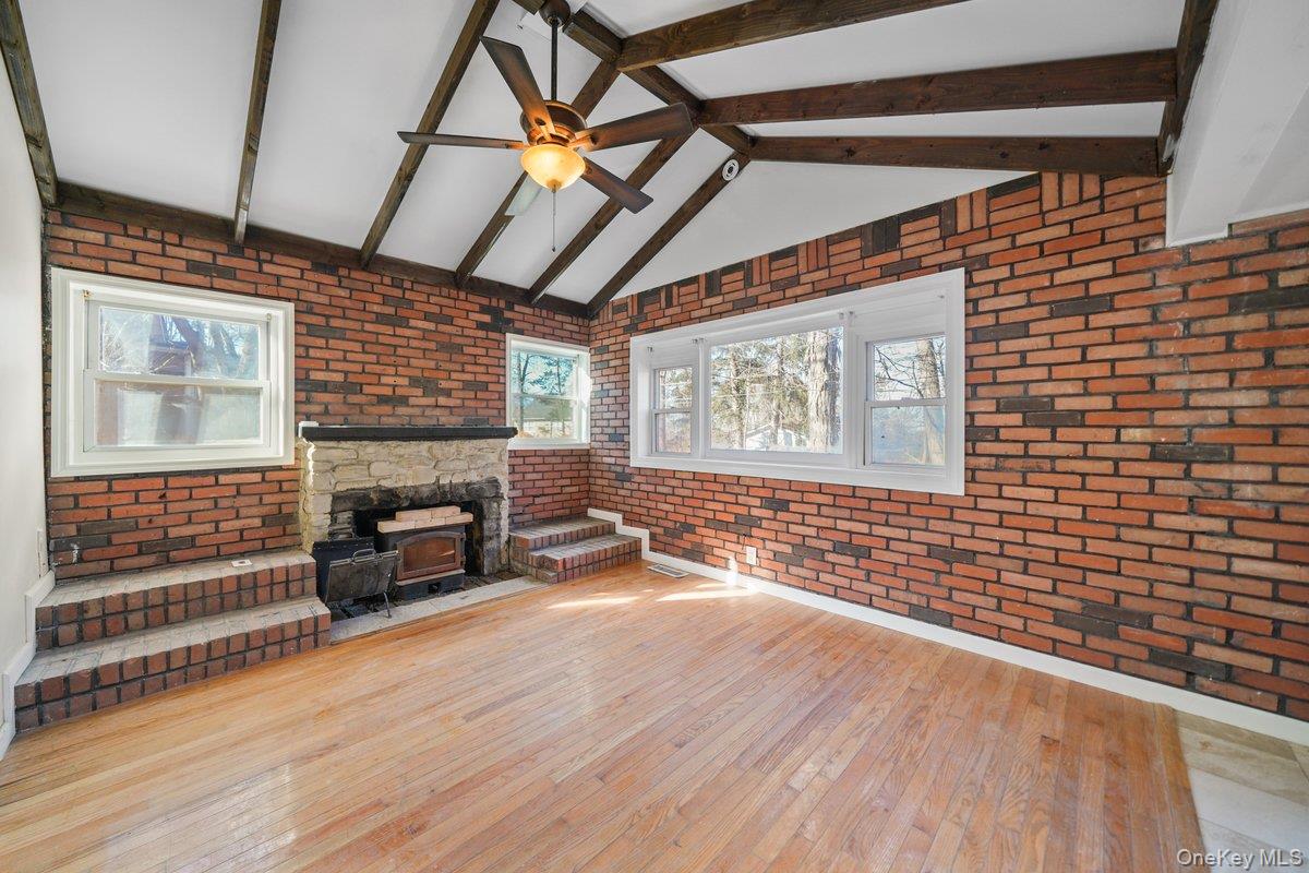 37 Orchard Trail – For Rent photo 5