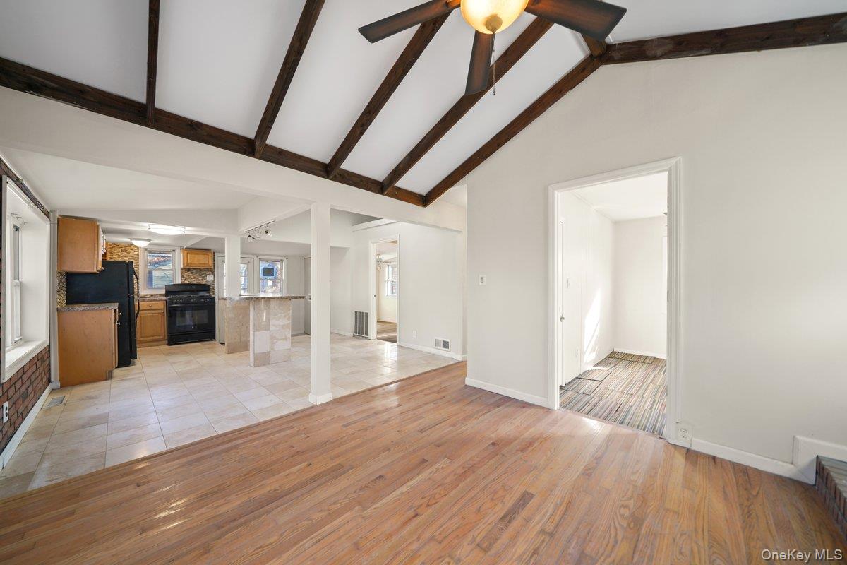 37 Orchard Trail – For Rent photo 6