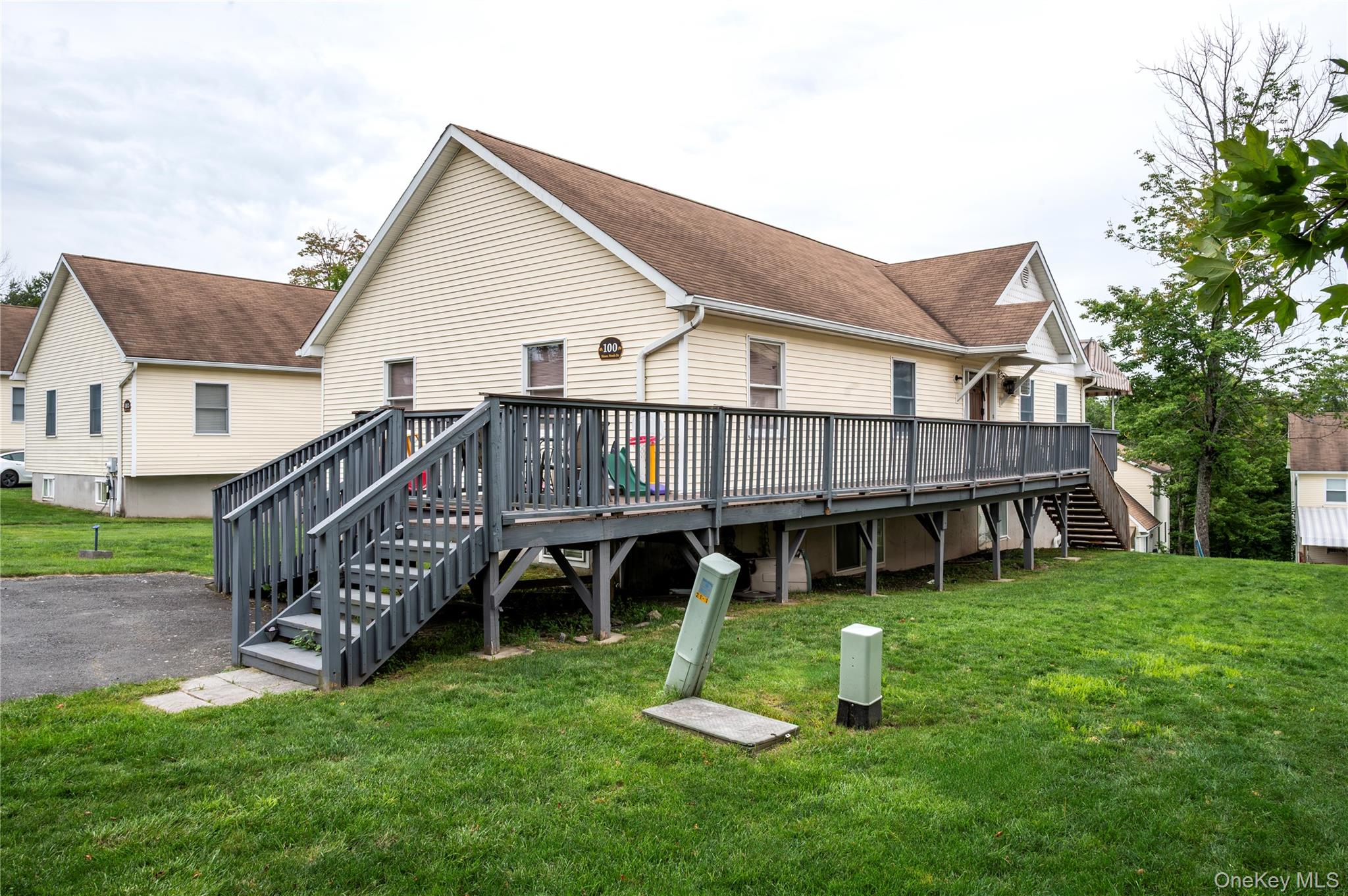 100 Mesora Woods Drive, Unit 35 photo 11
