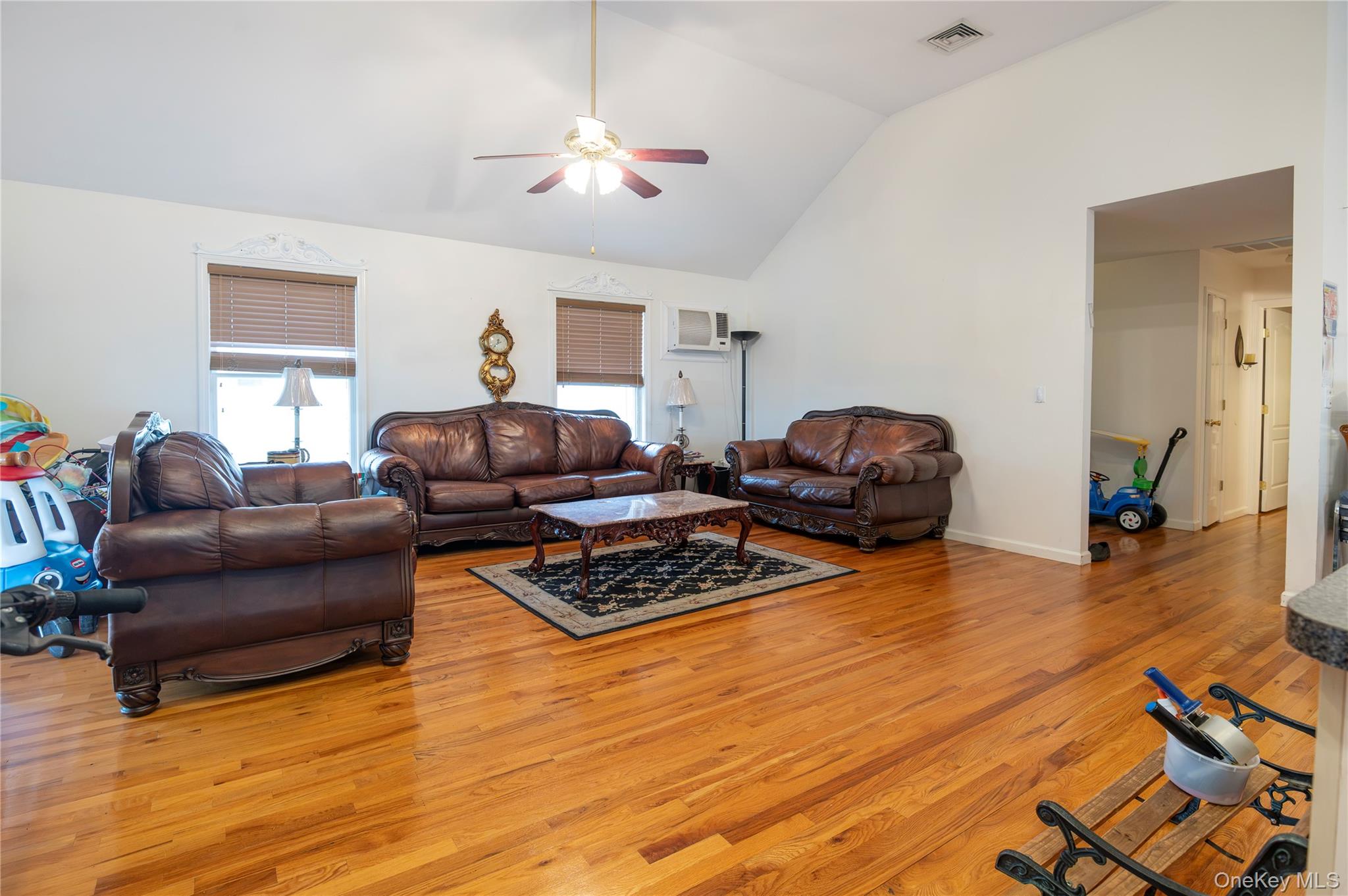 100 Mesora Woods Drive, Unit 35 photo 7