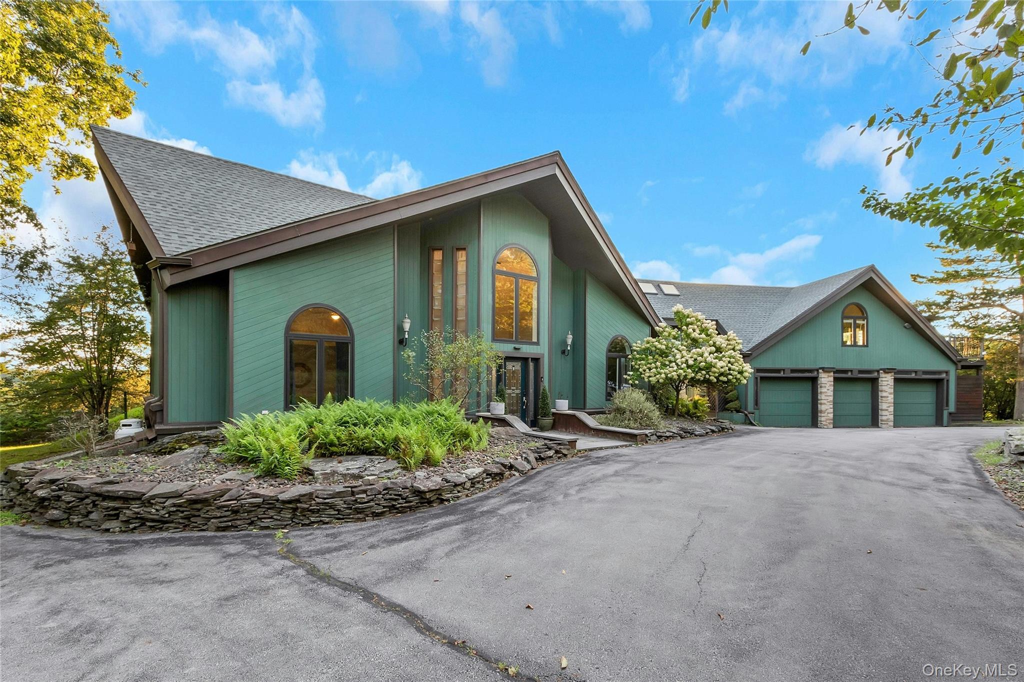 69 Cedar Pond Lane – For Sale