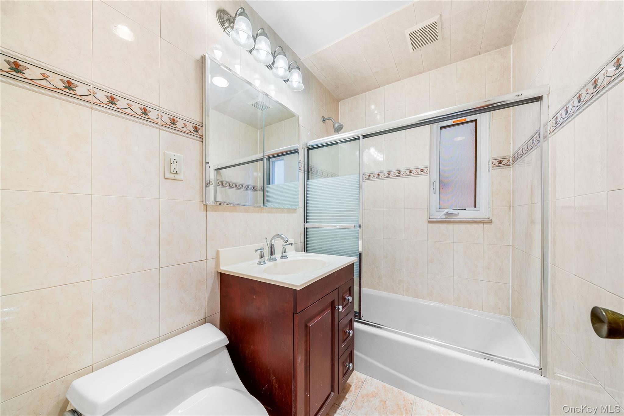 2031 36th Street – For Sale photo 12