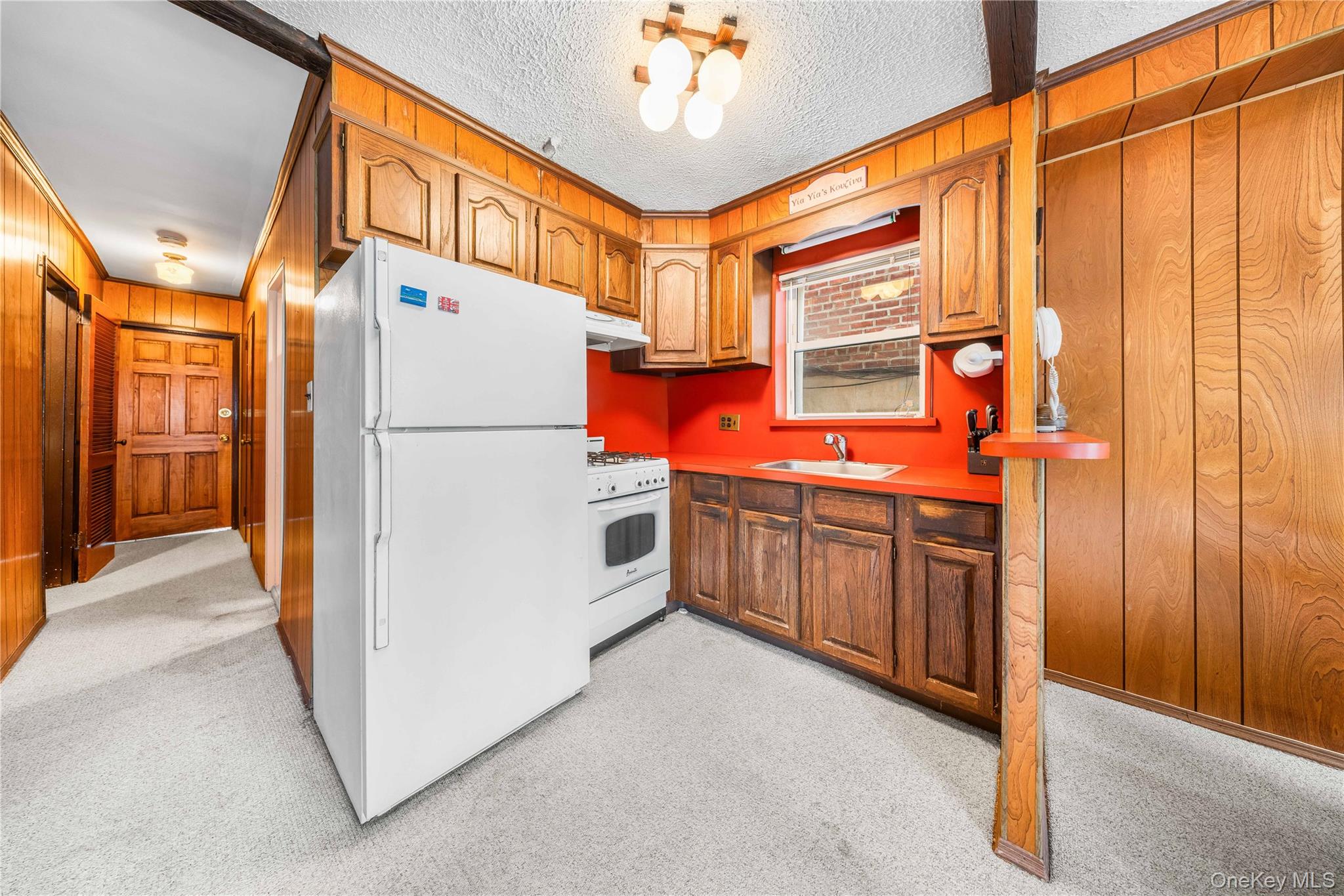 2031 36th Street – For Sale photo 8