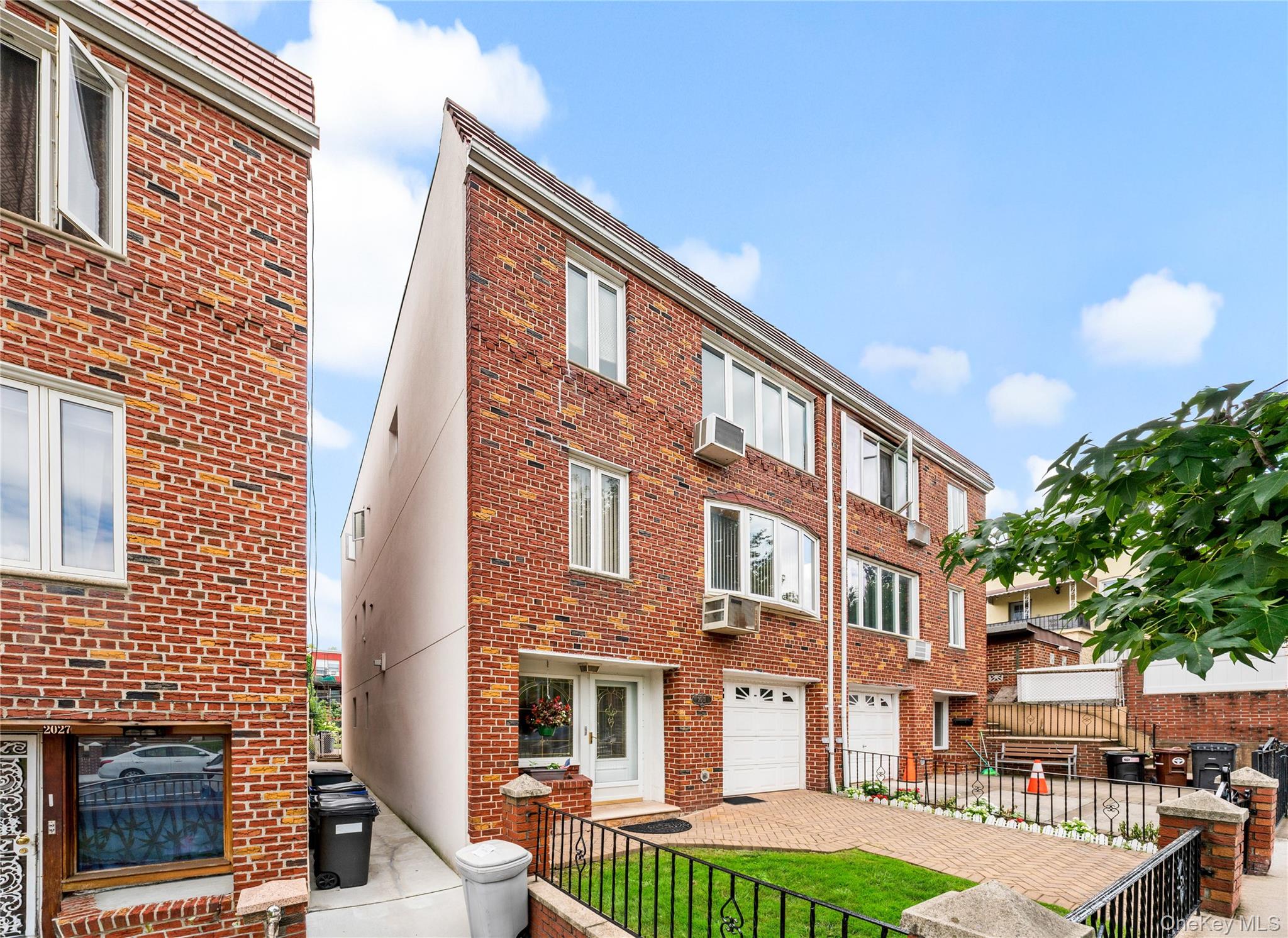 2031 36th Street – For Sale