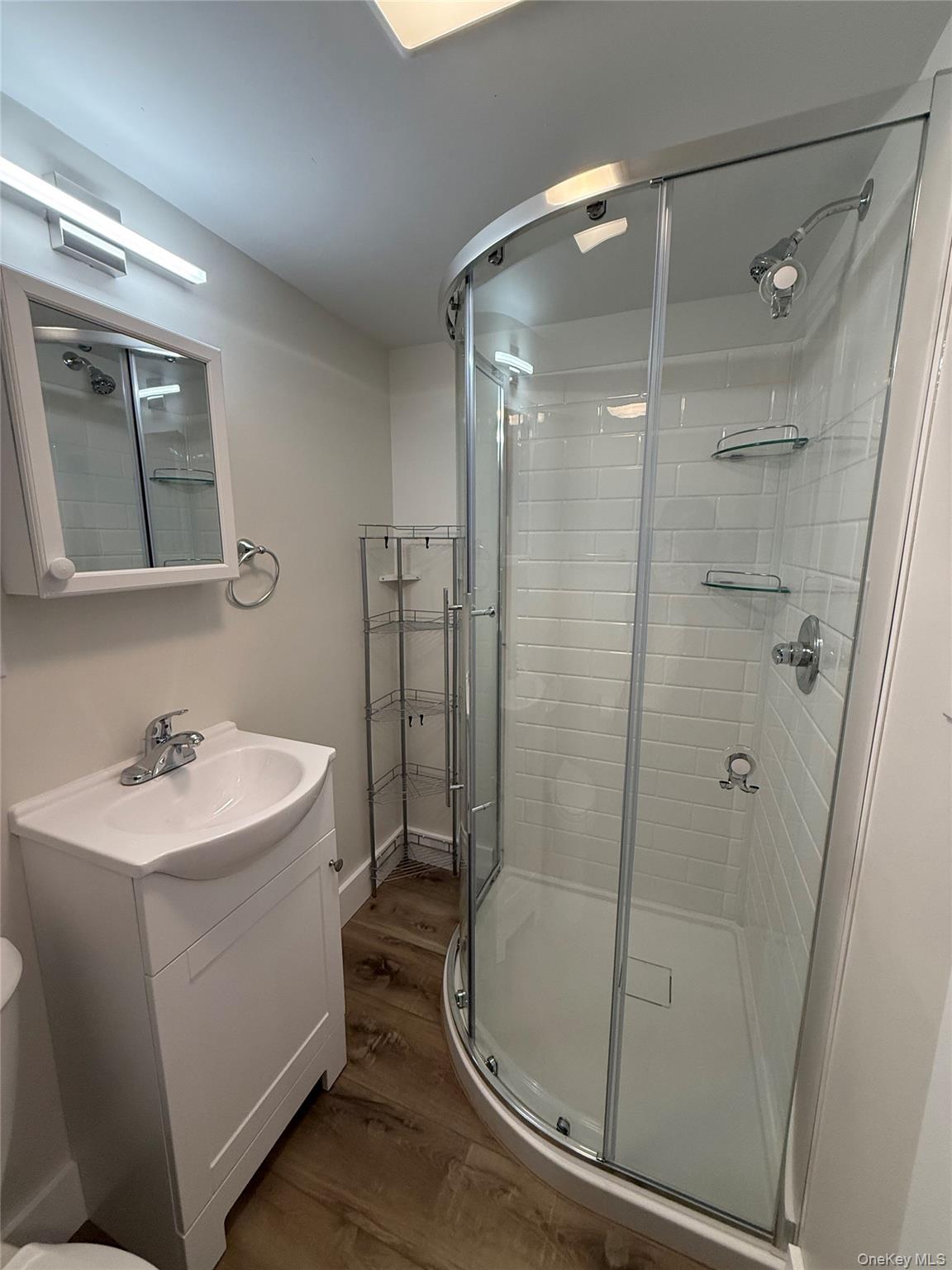 32 Ketchum Road, Unit Bsmt photo 18