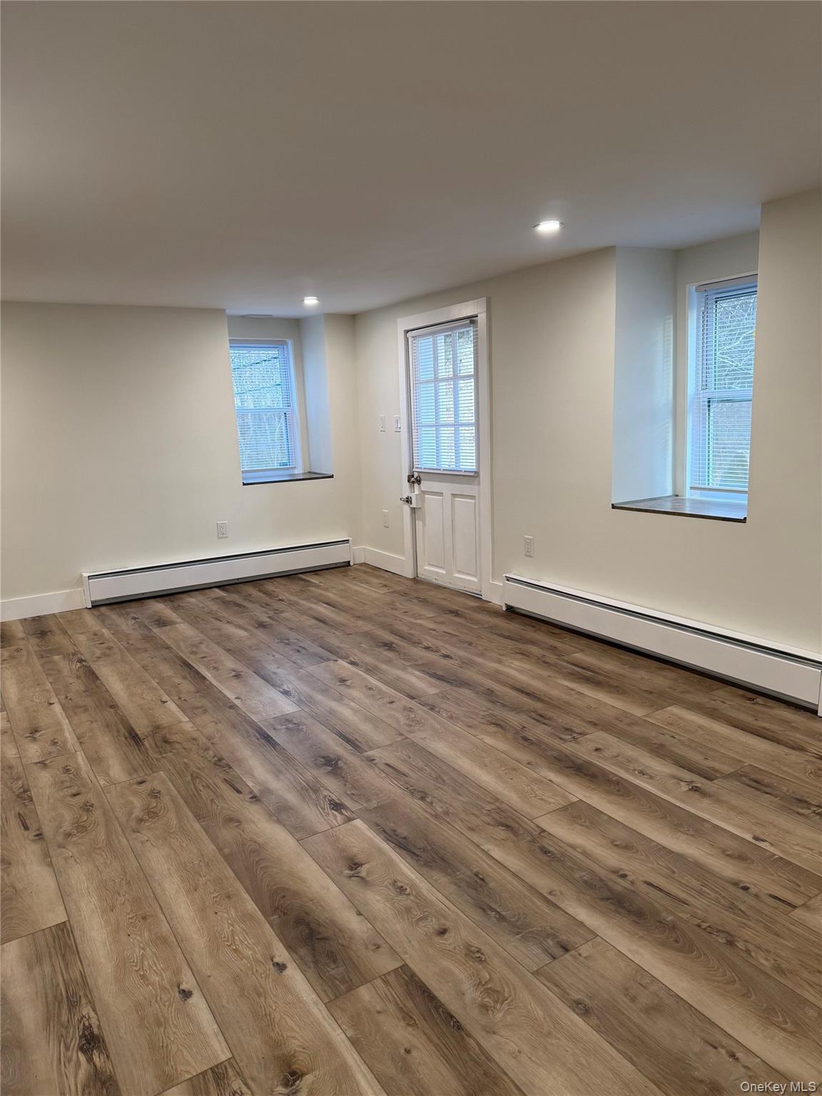 32 Ketchum Road, Unit Bsmt photo 2