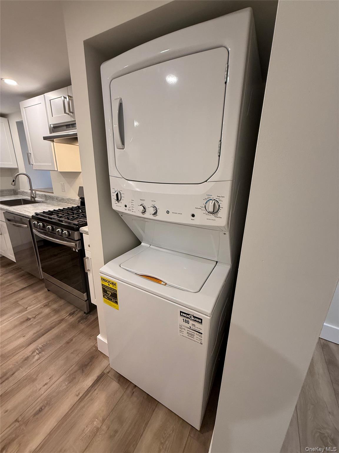 32 Ketchum Road, Unit Bsmt photo 9