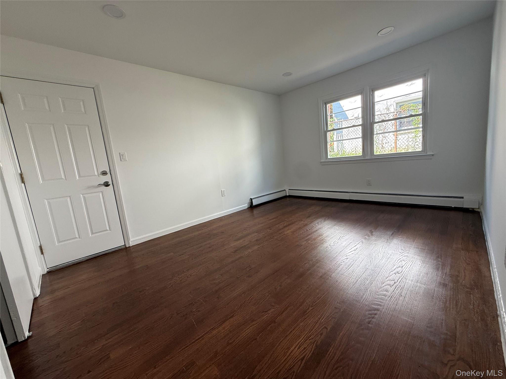 85 Halley Street N, Unit 3 (top) photo 12
