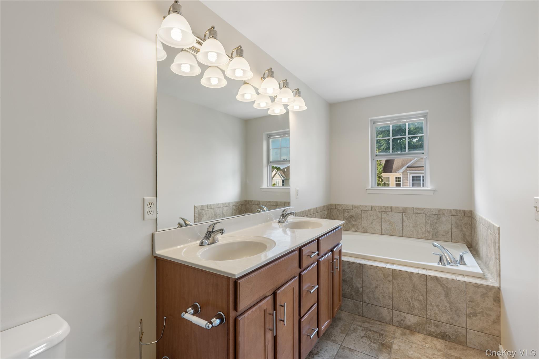 34 Field Stone Drive – For Sale photo 17