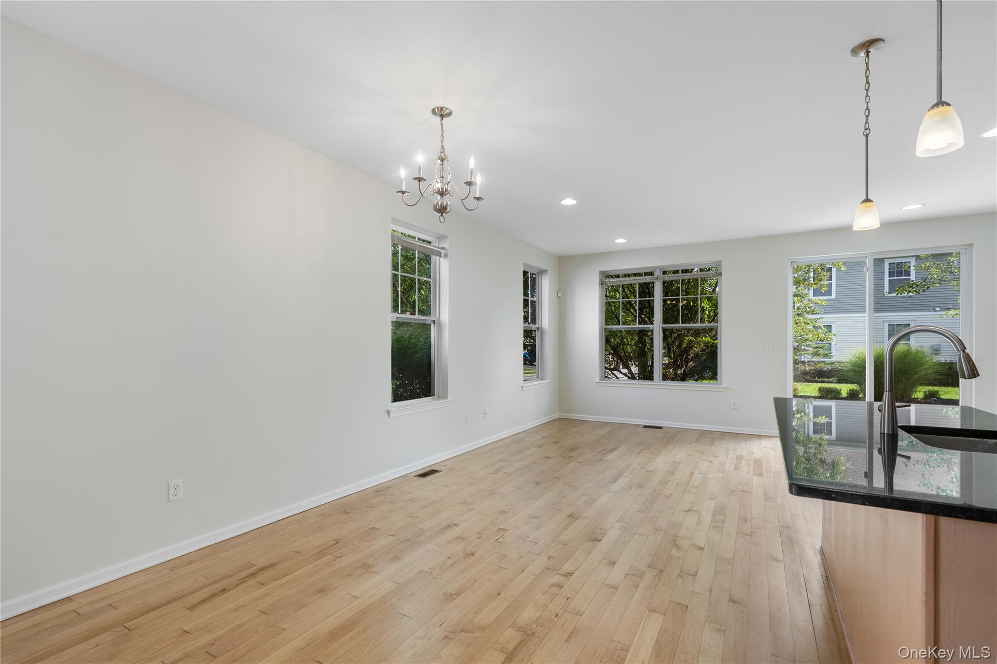 34 Field Stone Drive – For Sale photo 4