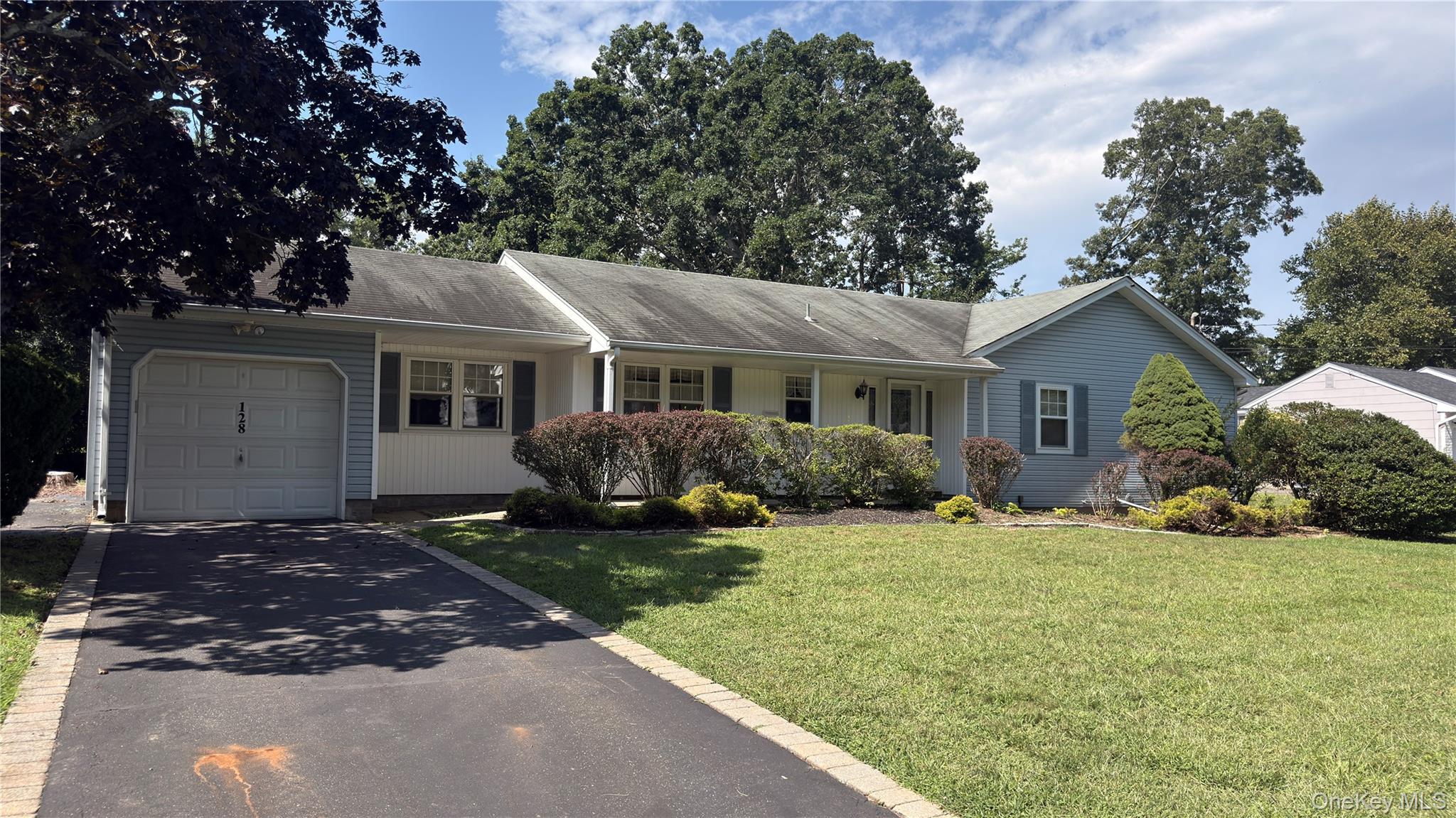 128 Rocky Point Landing Road – For Sale