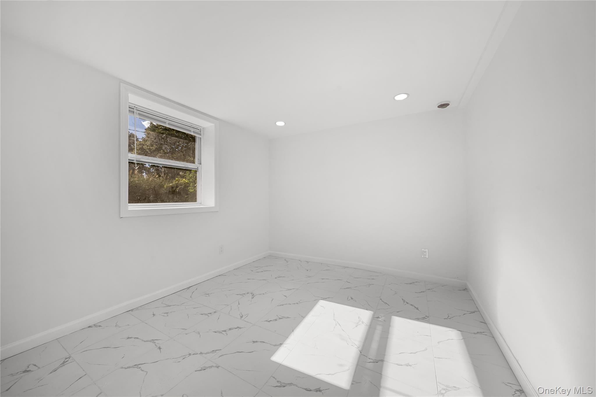 31 Concord Road – For Sale photo 33