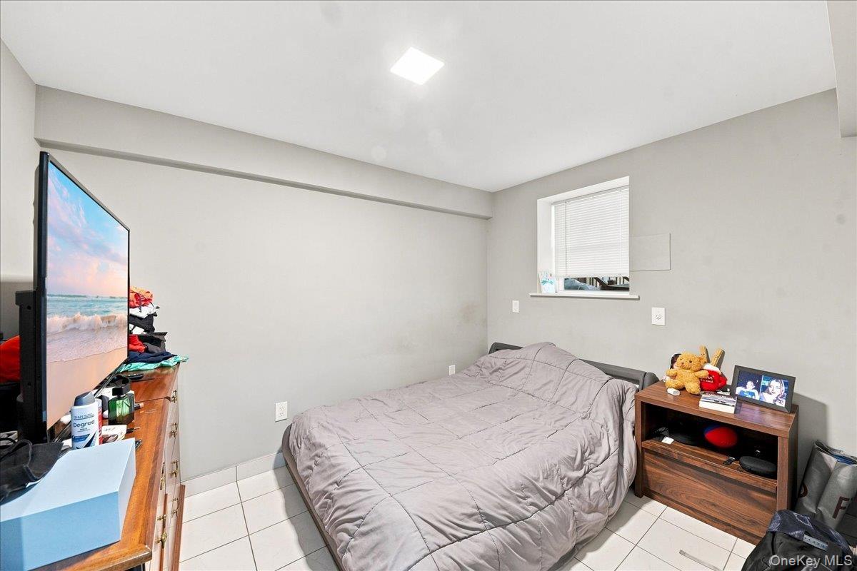 1366 Siegfried Place – For Sale photo 27