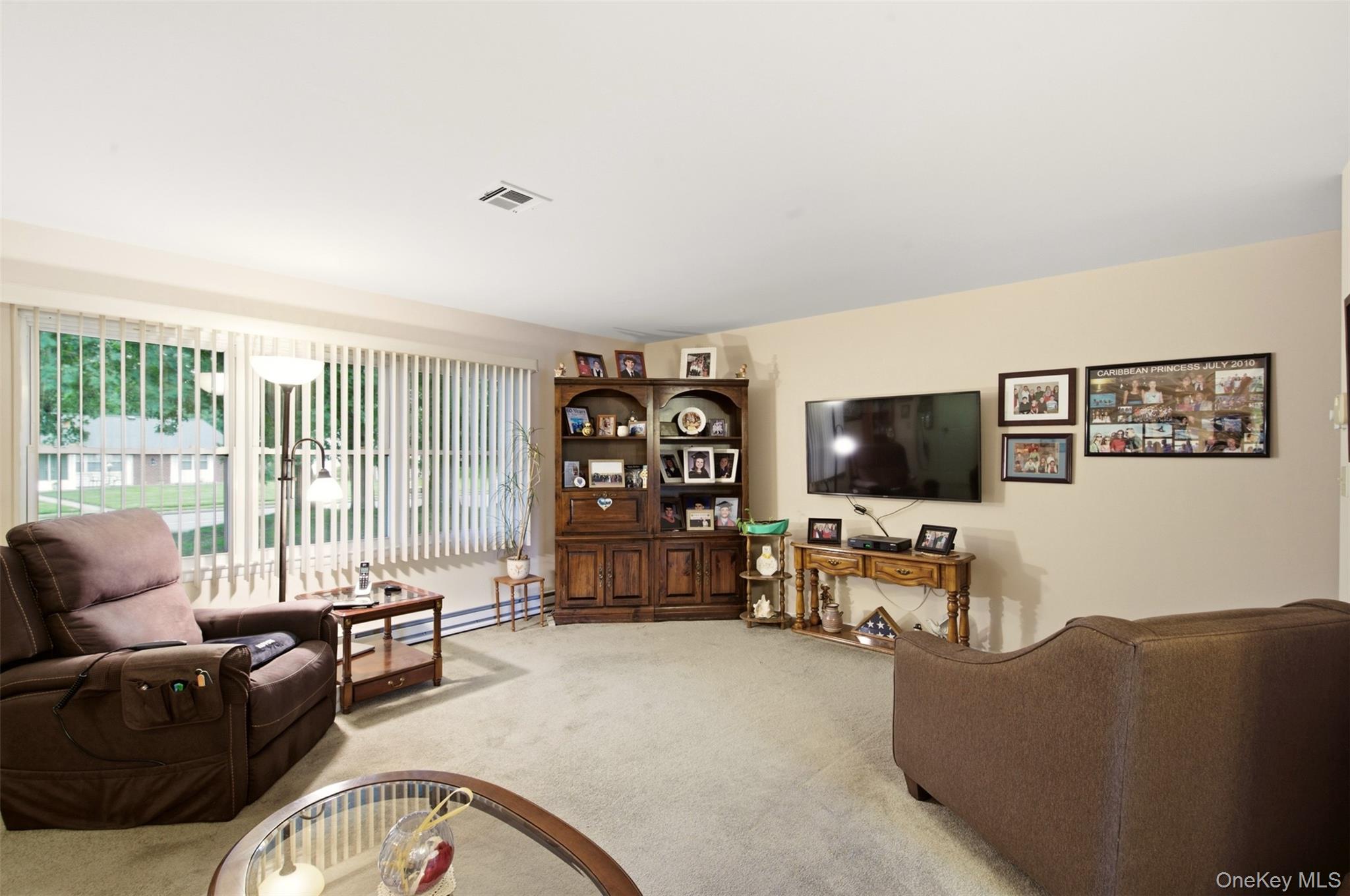 238 Blackpool Court, Unit A photo 8