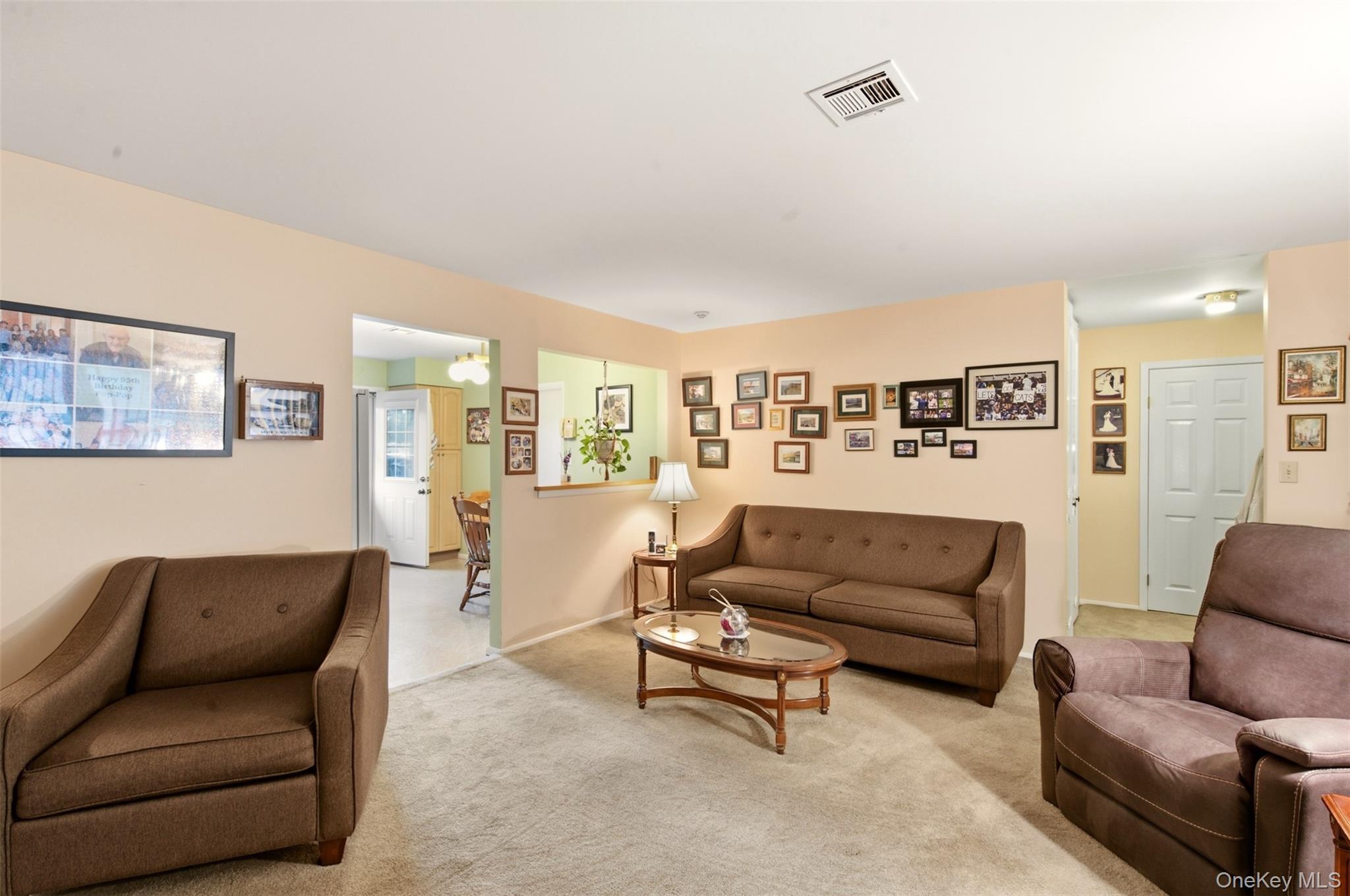 238 Blackpool Court, Unit A photo 10