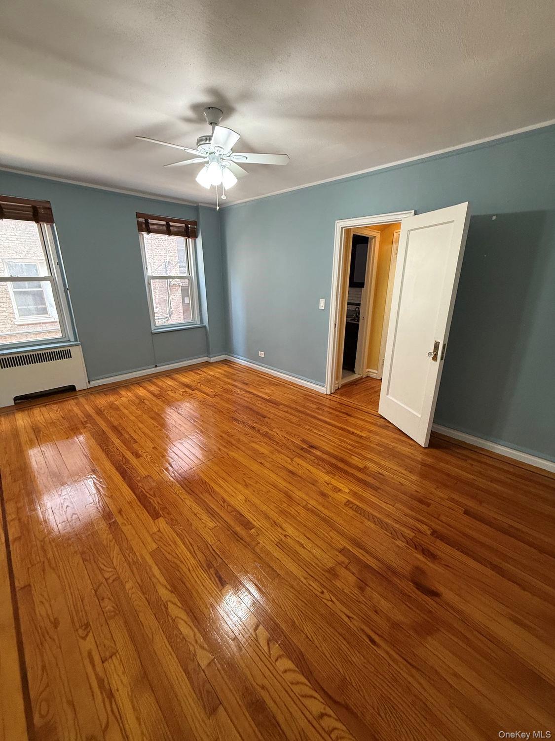 601 Pelham Parkway N, Unit 108 photo 17