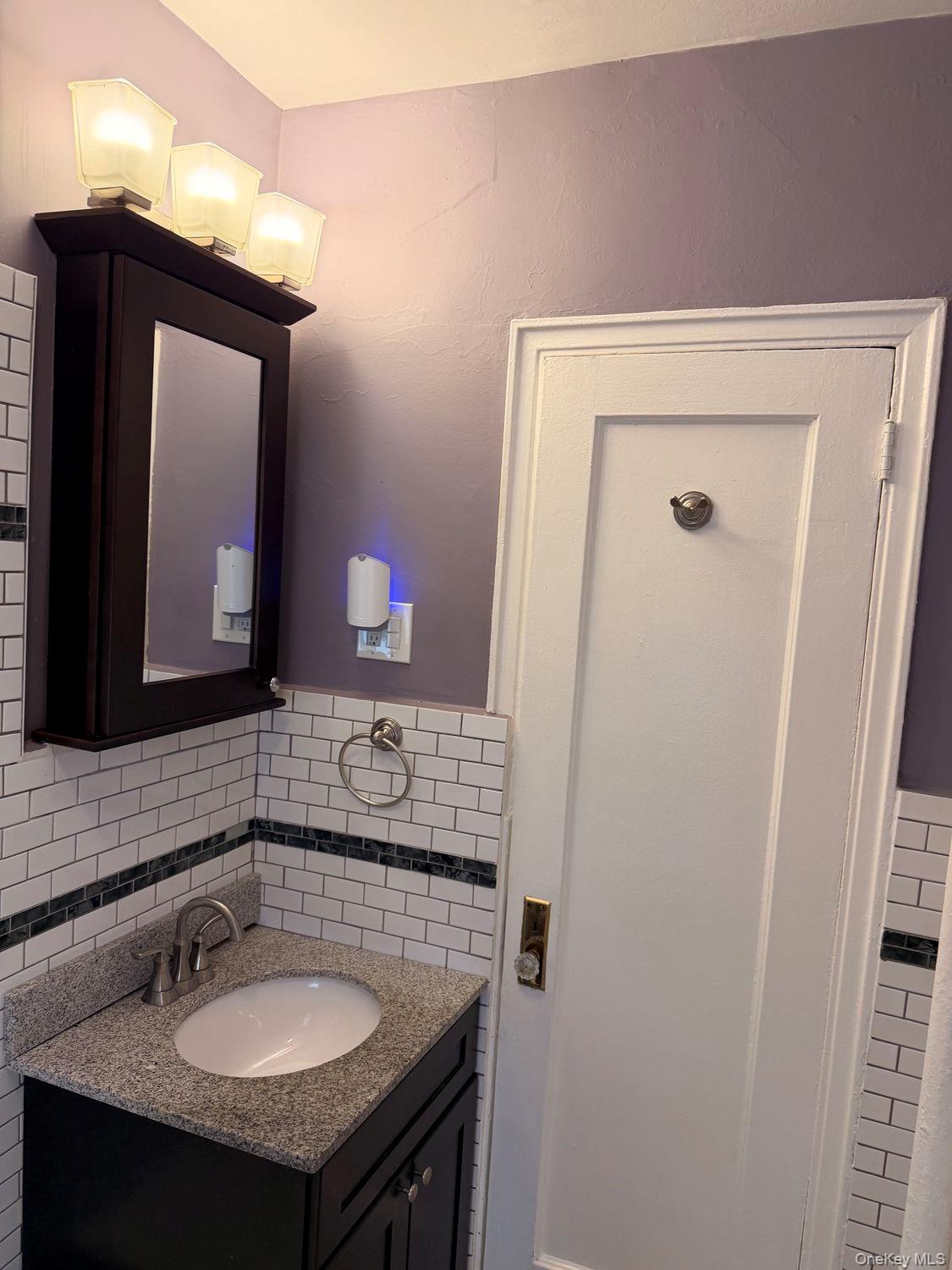 601 Pelham Parkway N, Unit 108 photo 19