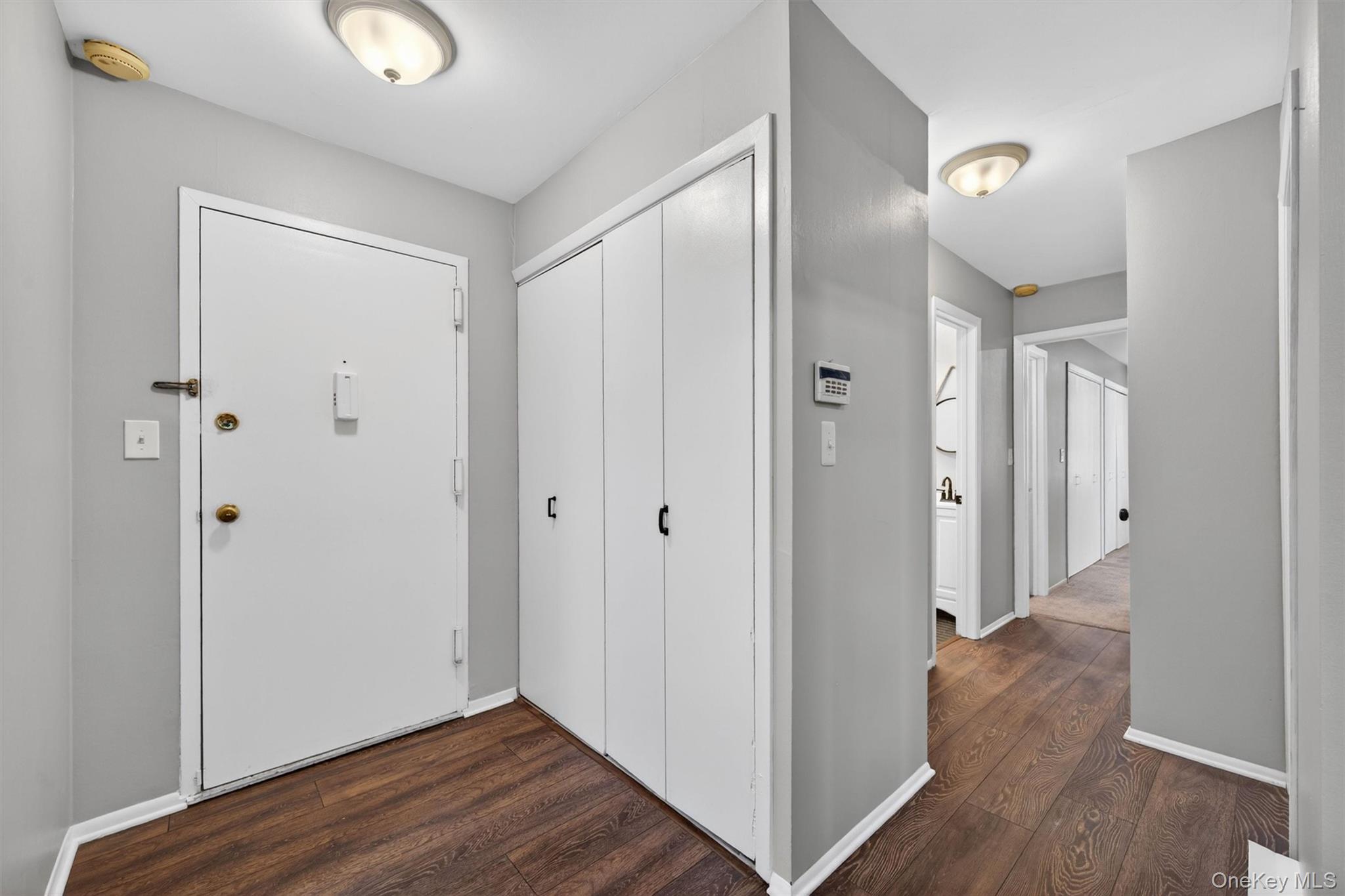 631 Sierra Vista Lane, Unit Bldg 21 photo 10