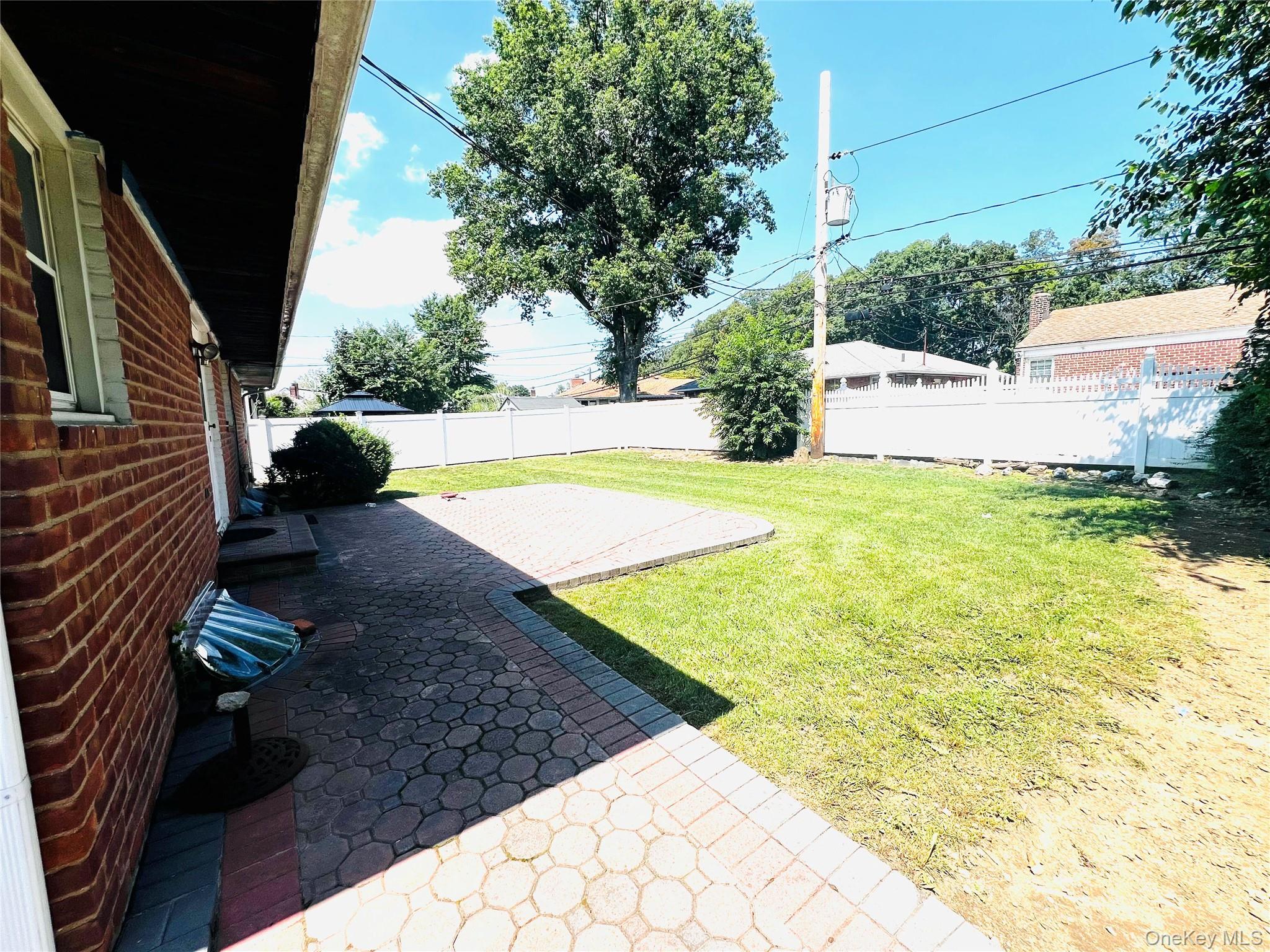 819 Dean Drive – For Sale photo 3