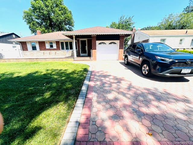 819 Dean Drive – For Sale
