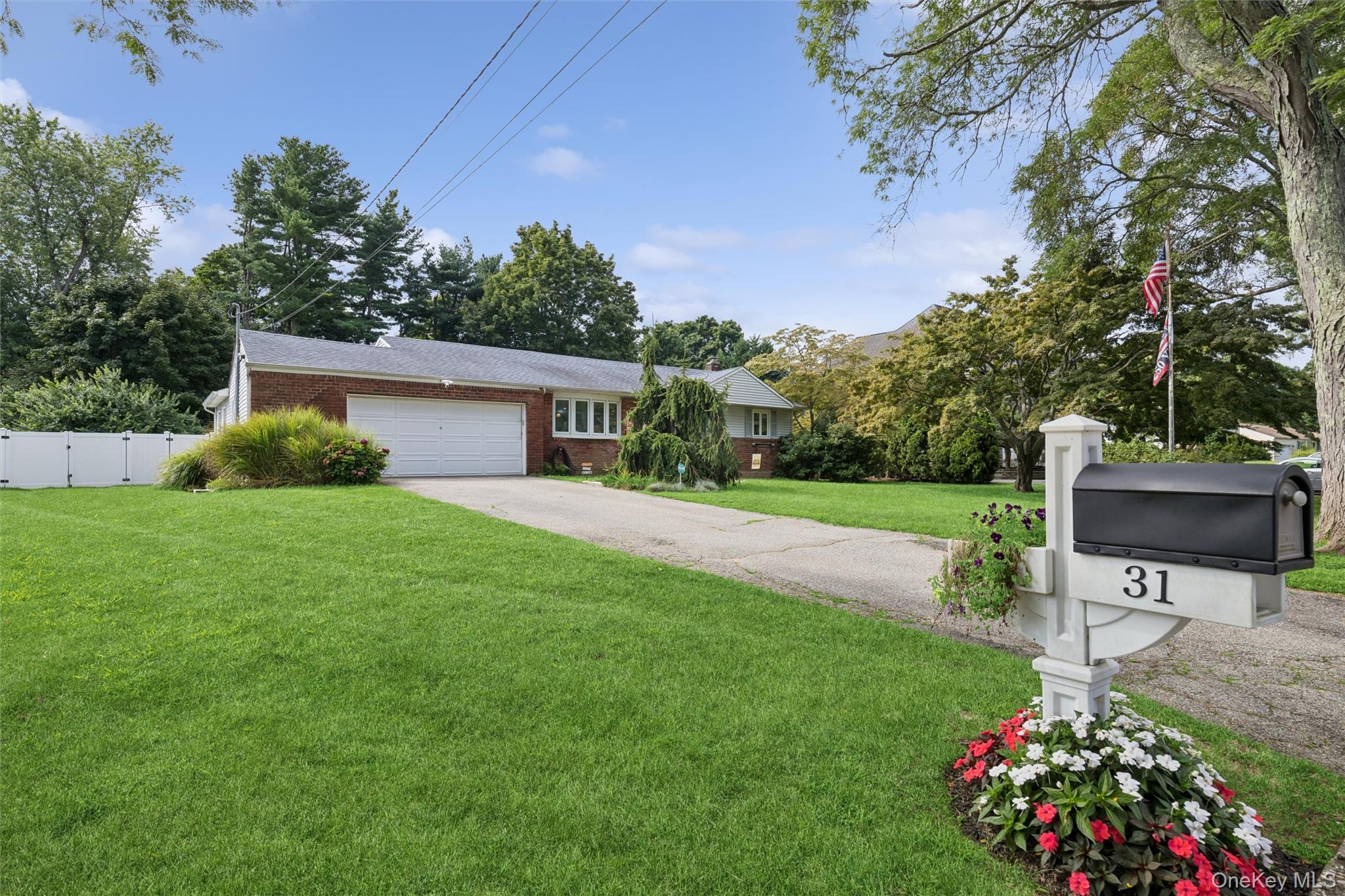 31 Ketay Drive N – For Sale photo 6