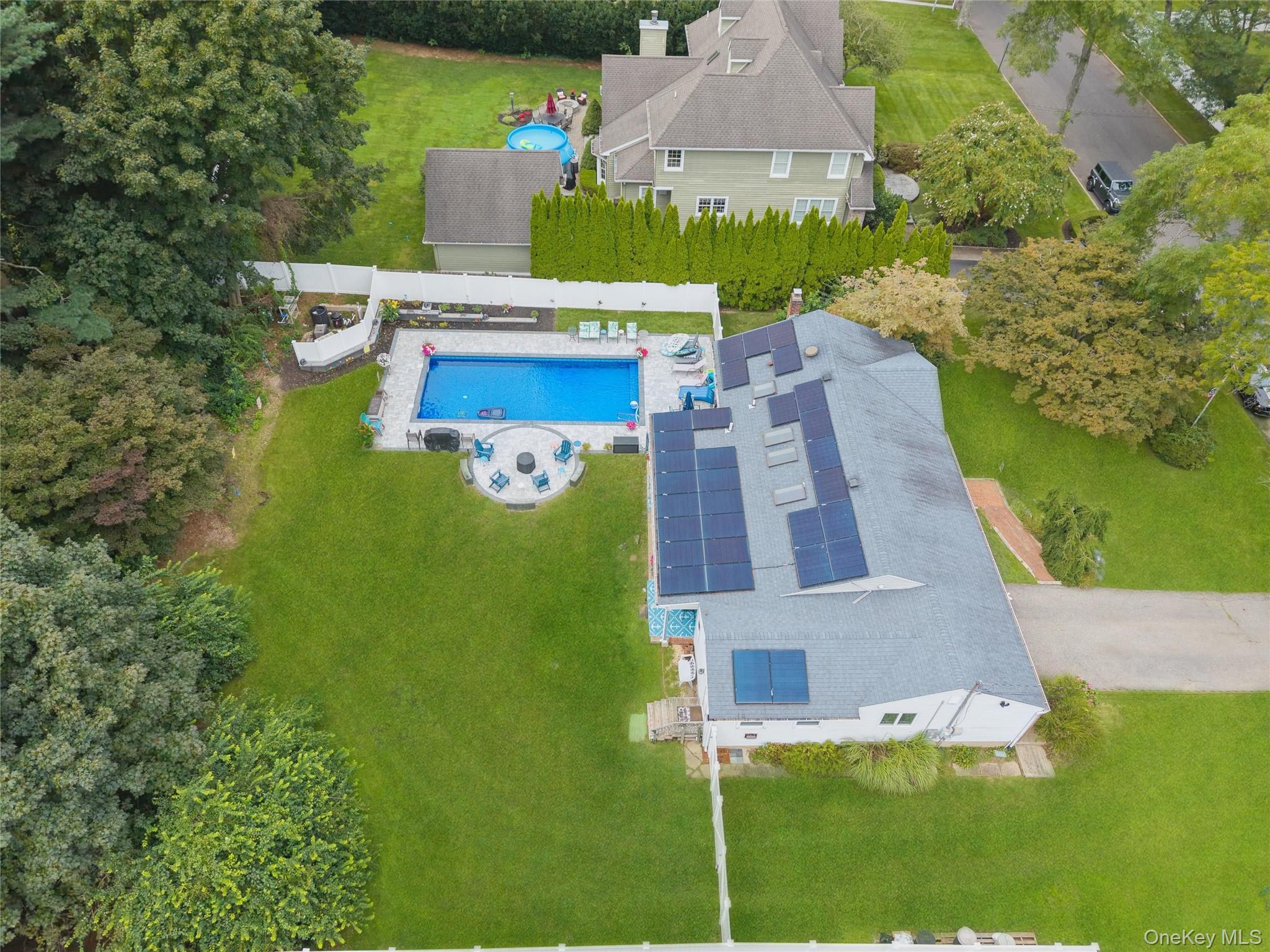 31 Ketay Drive N – For Sale photo 4