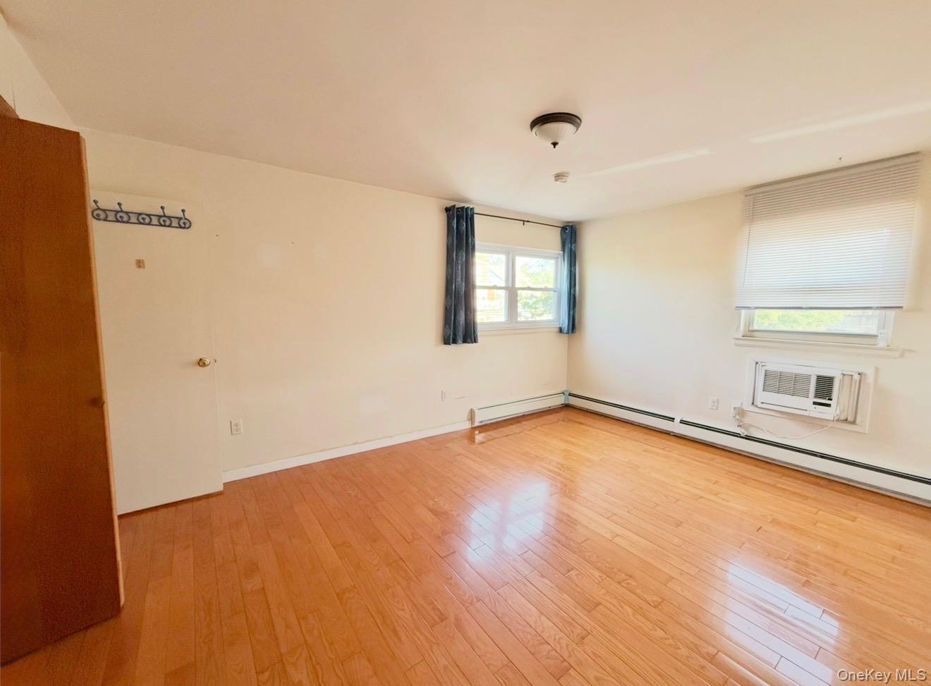 59-18 154th Place – For Sale photo 16