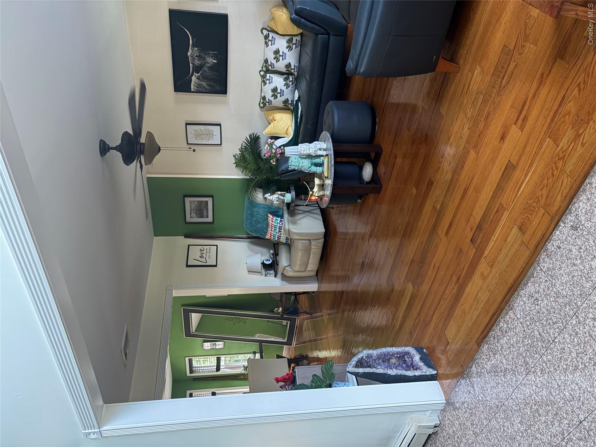 134 Park Ave New Hyde Park – For Sale photo 4