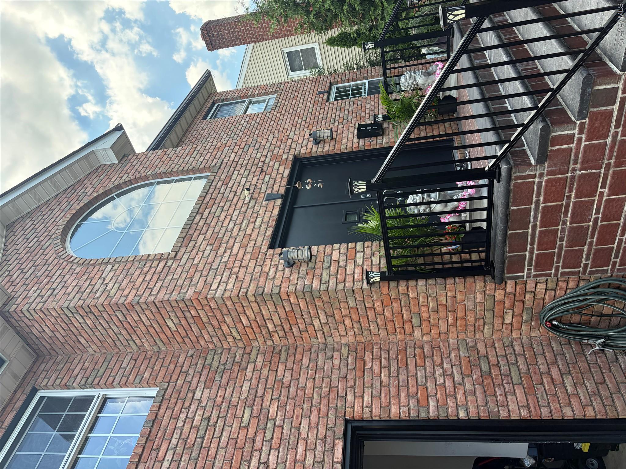 134 Park Ave New Hyde Park – For Sale