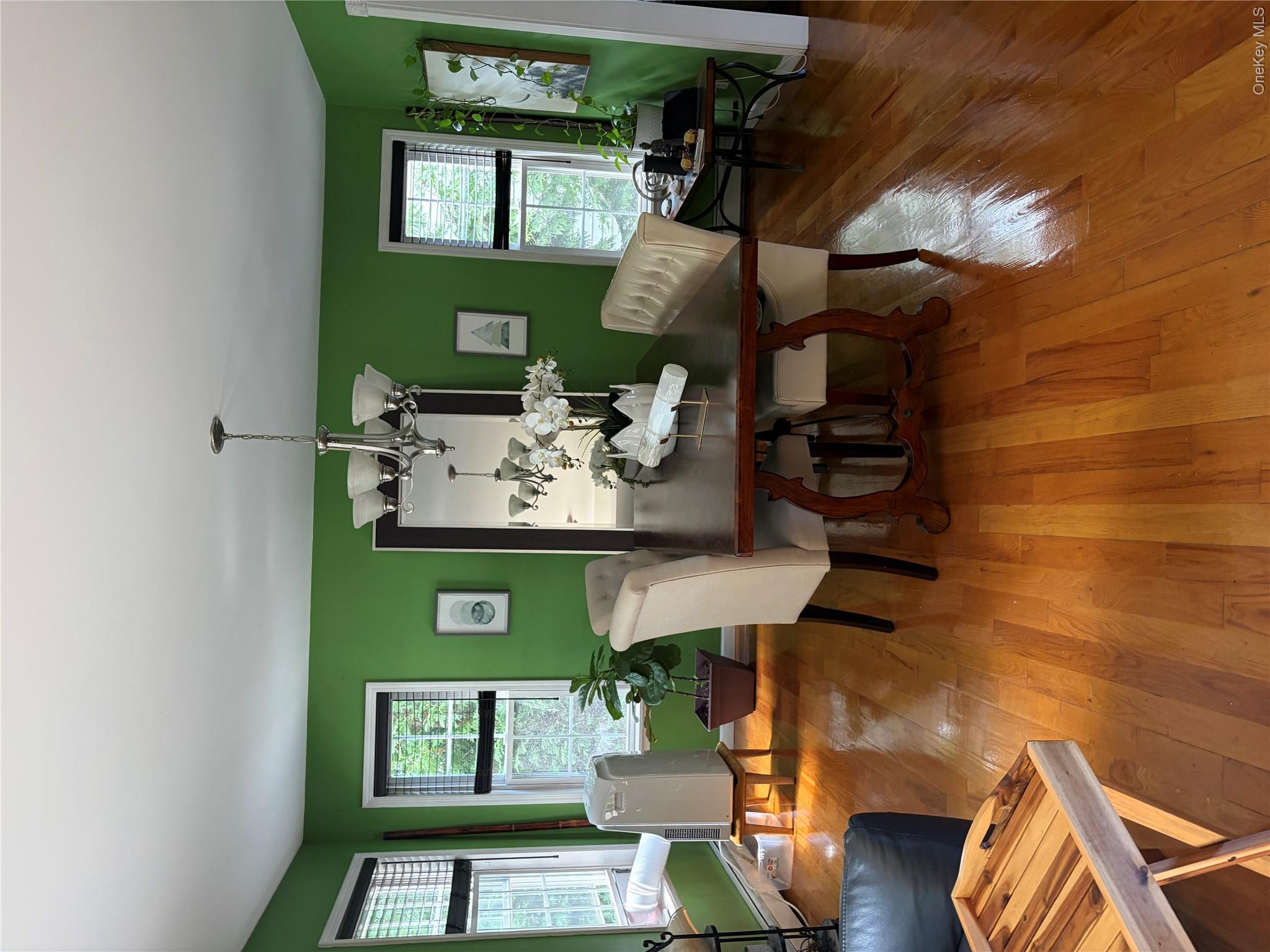 134 Park Ave New Hyde Park – For Sale photo 10