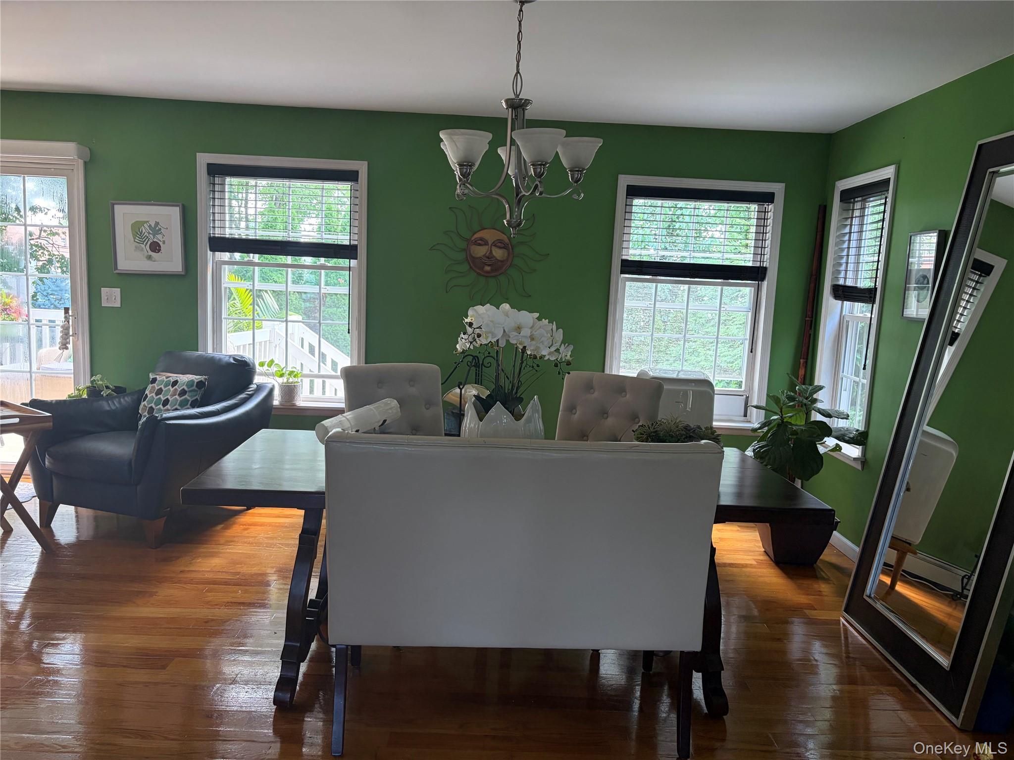 134 Park Ave New Hyde Park – For Sale photo 7