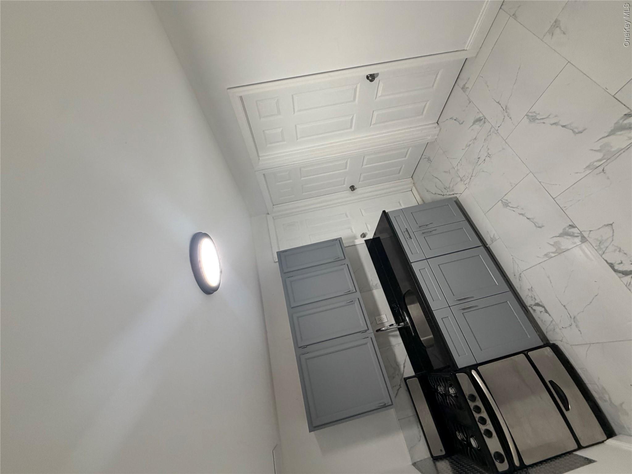 560 Jerome Street, Unit 1st Floor photo 11