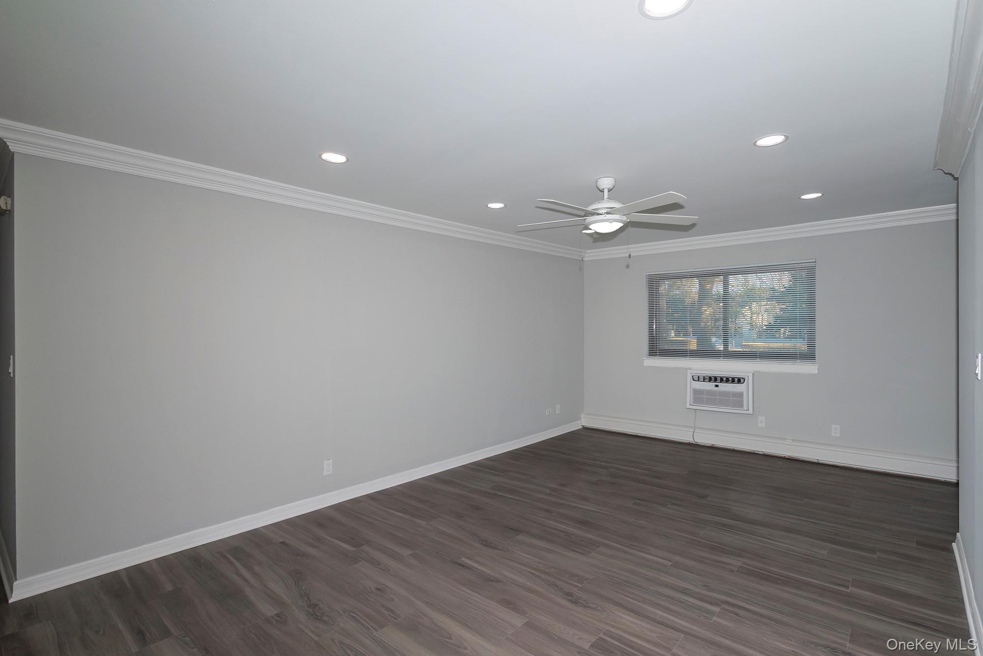 405 East Main Street, Unit 405-04 photo 4