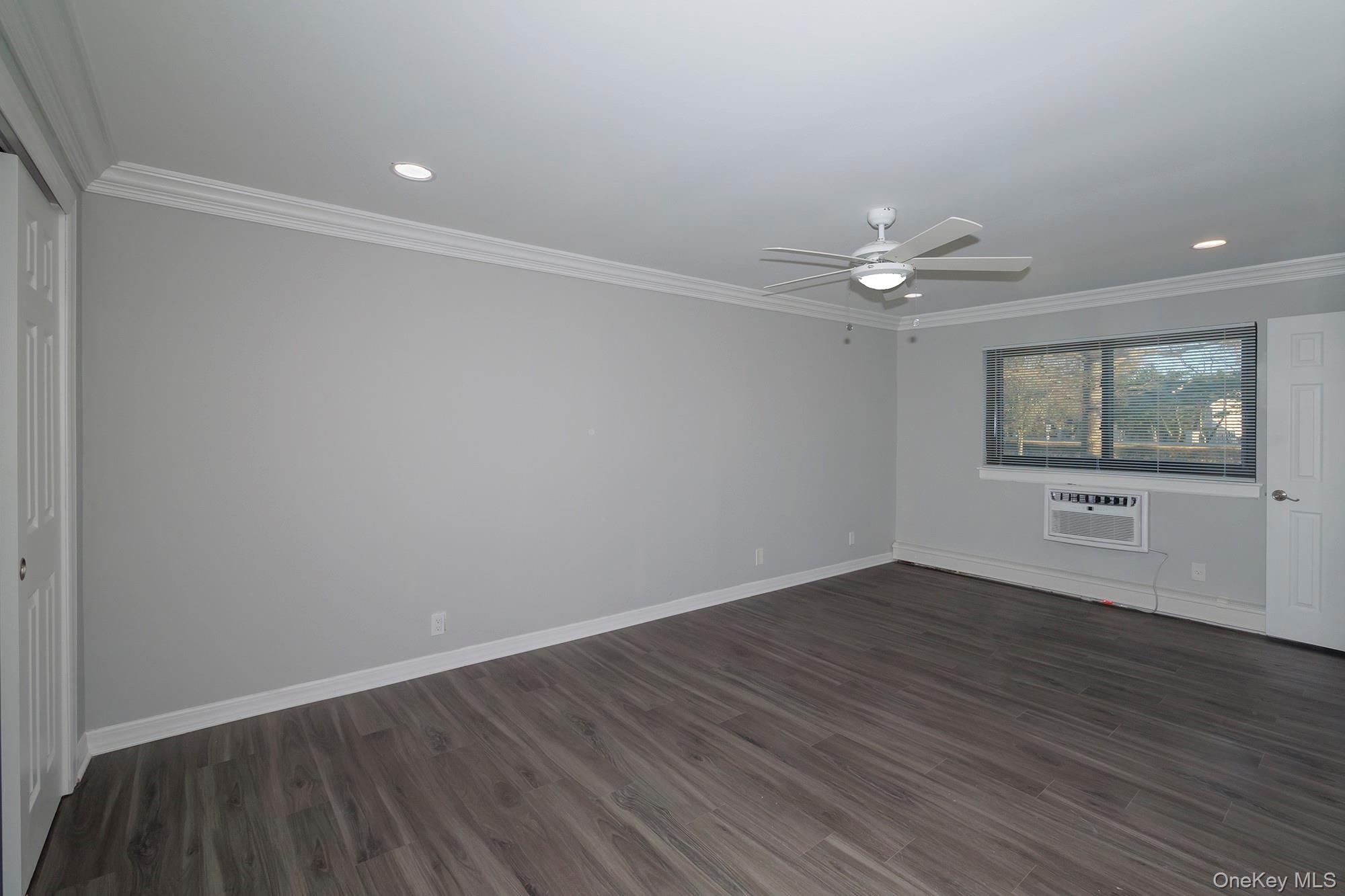 405 East Main Street, Unit 405-04 photo 9